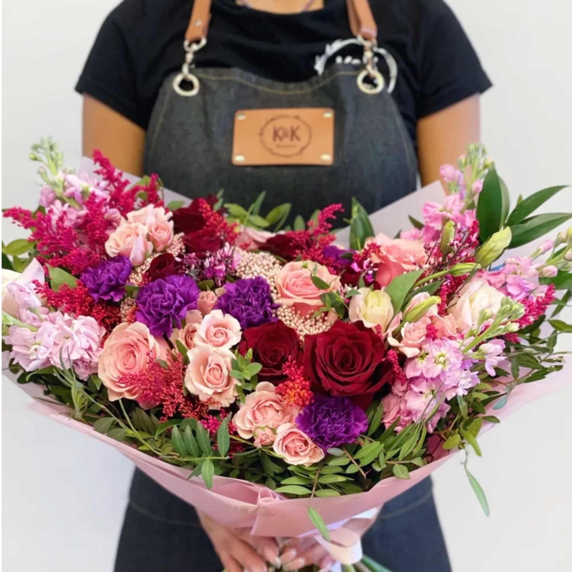 Mixed flowers bouquet, from romantic and gentle to an edgy and interesting