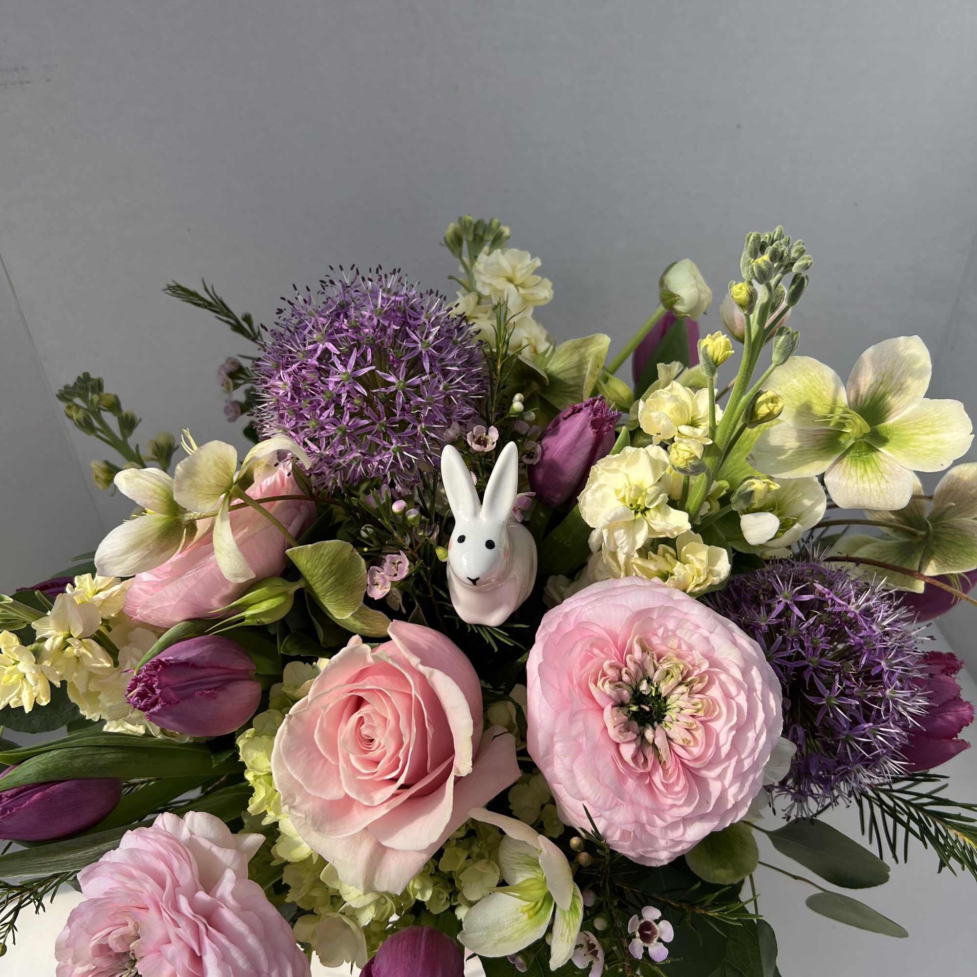 Celebrate the beauty of the season in our Spring Meadow Centerpiece Workshop!