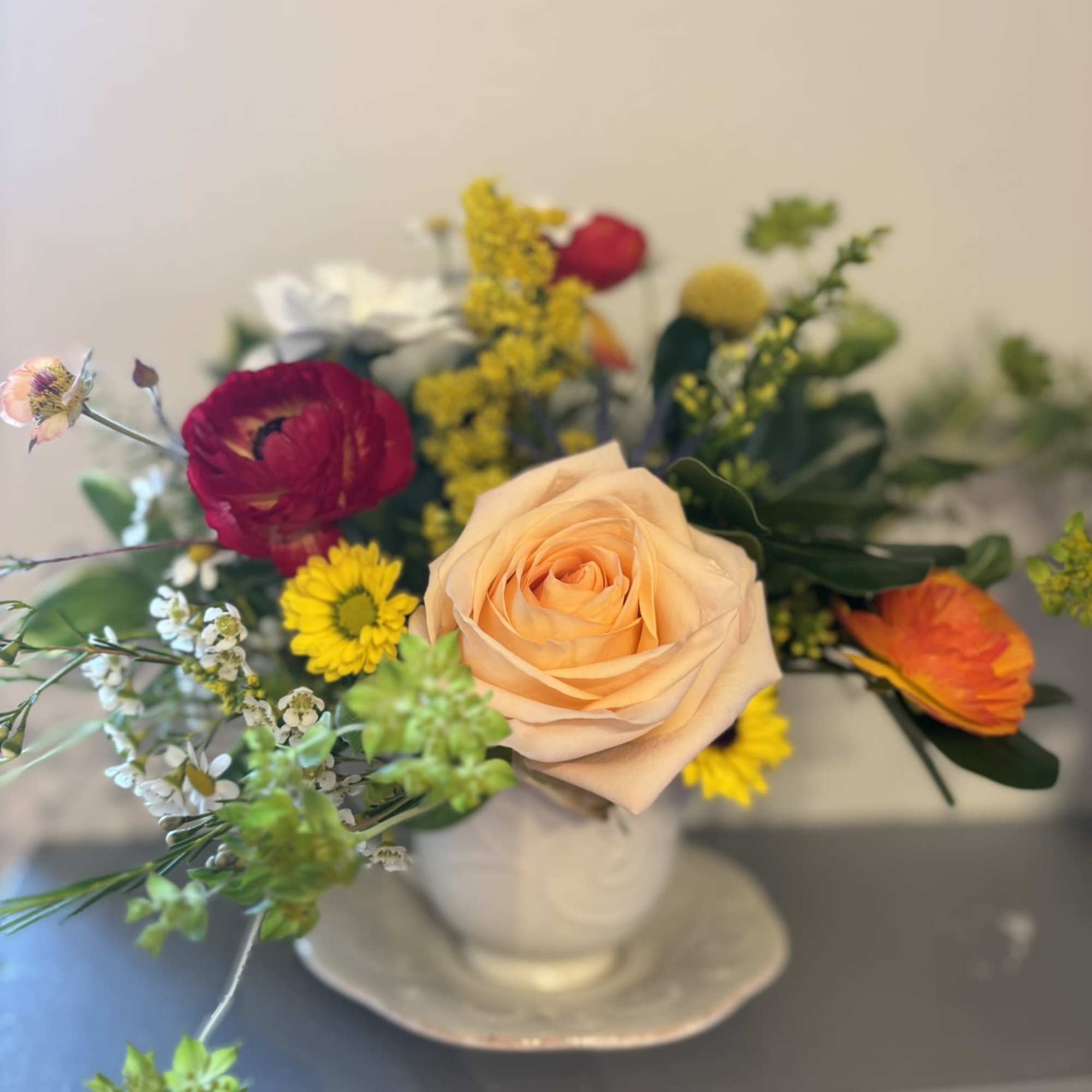 Spend a charming afternoon immersed in beauty and creativity as you design