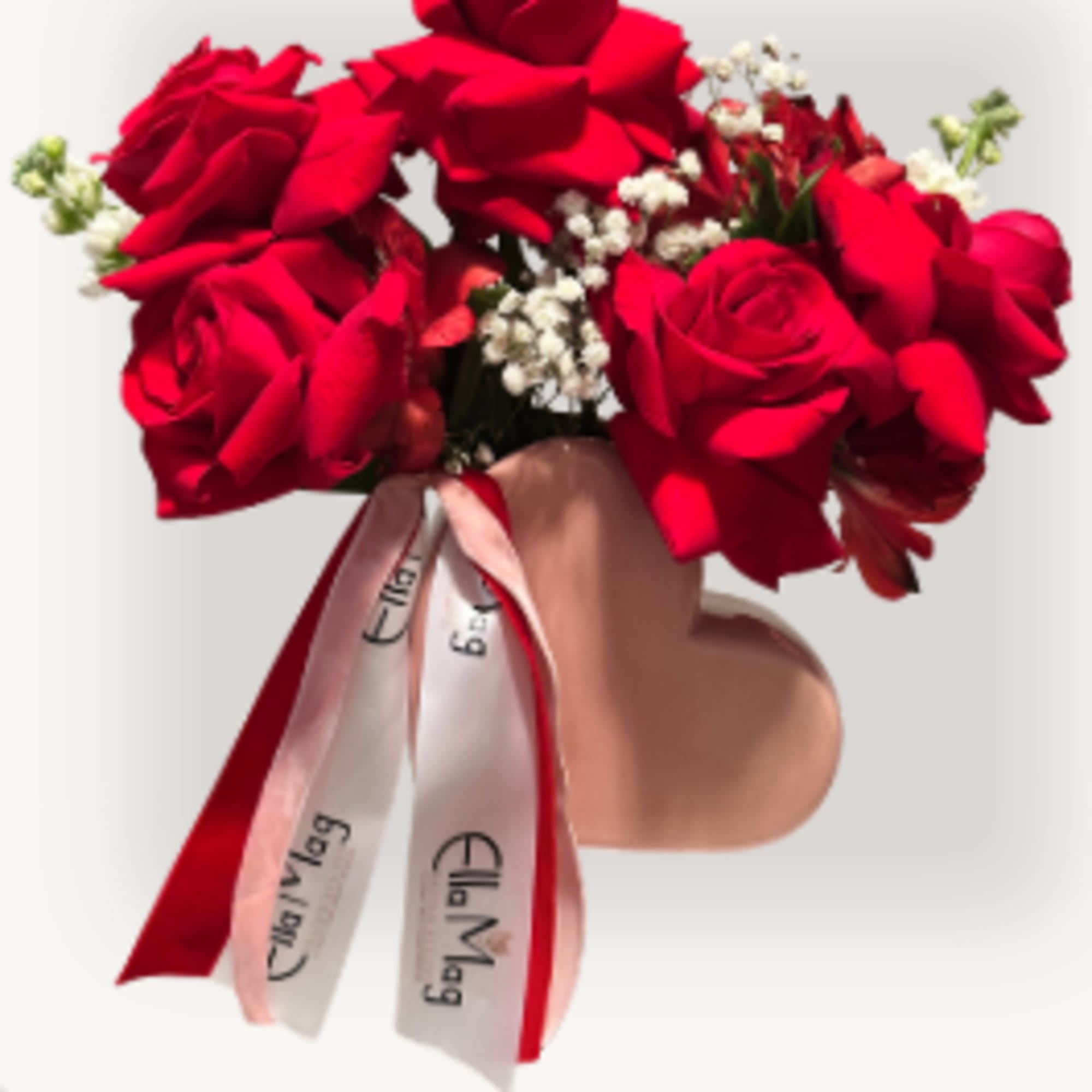 Heavy Heart

Rich in meaning, Heavy Heart is a sweet and romantic arrangement