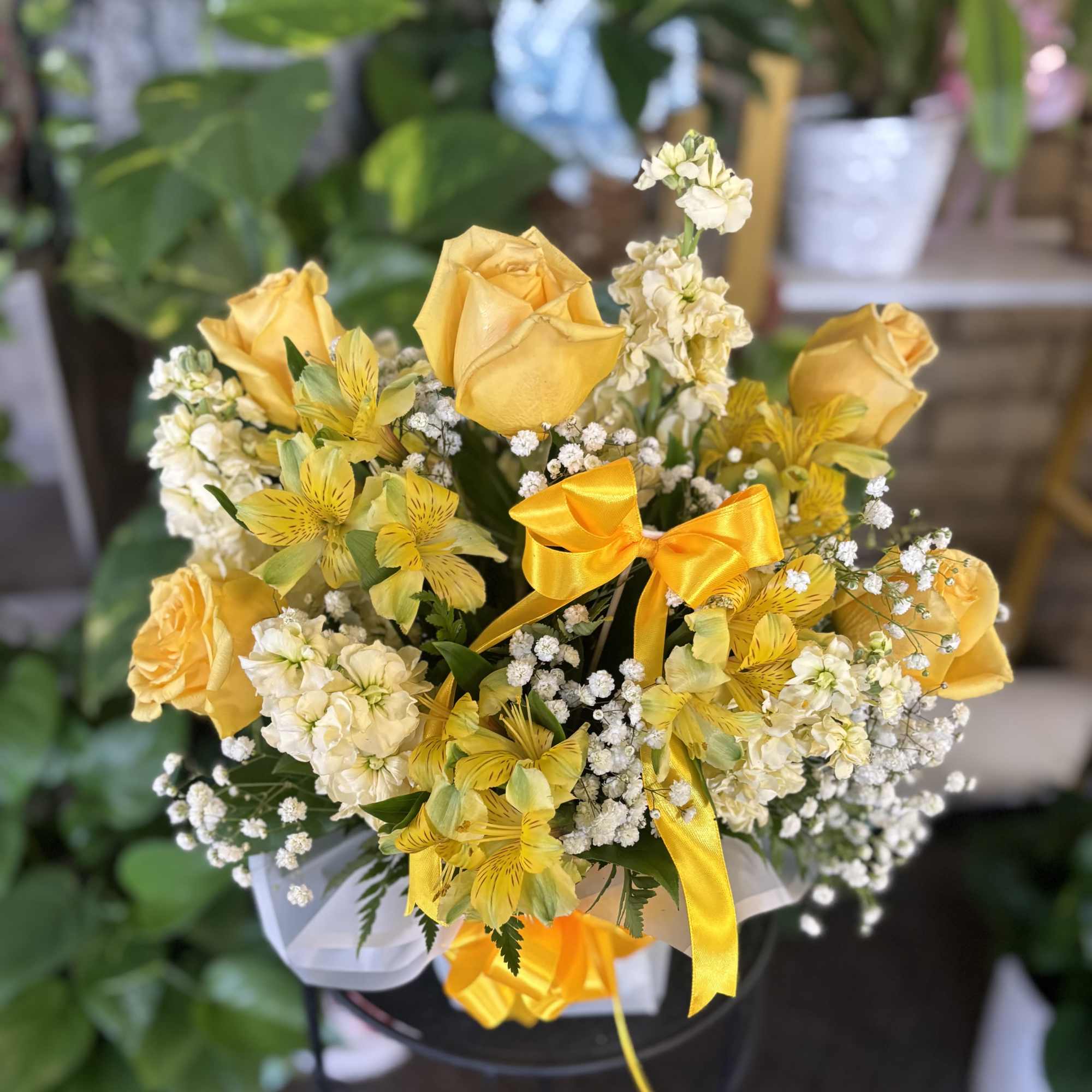 Fresh floral in oasis 