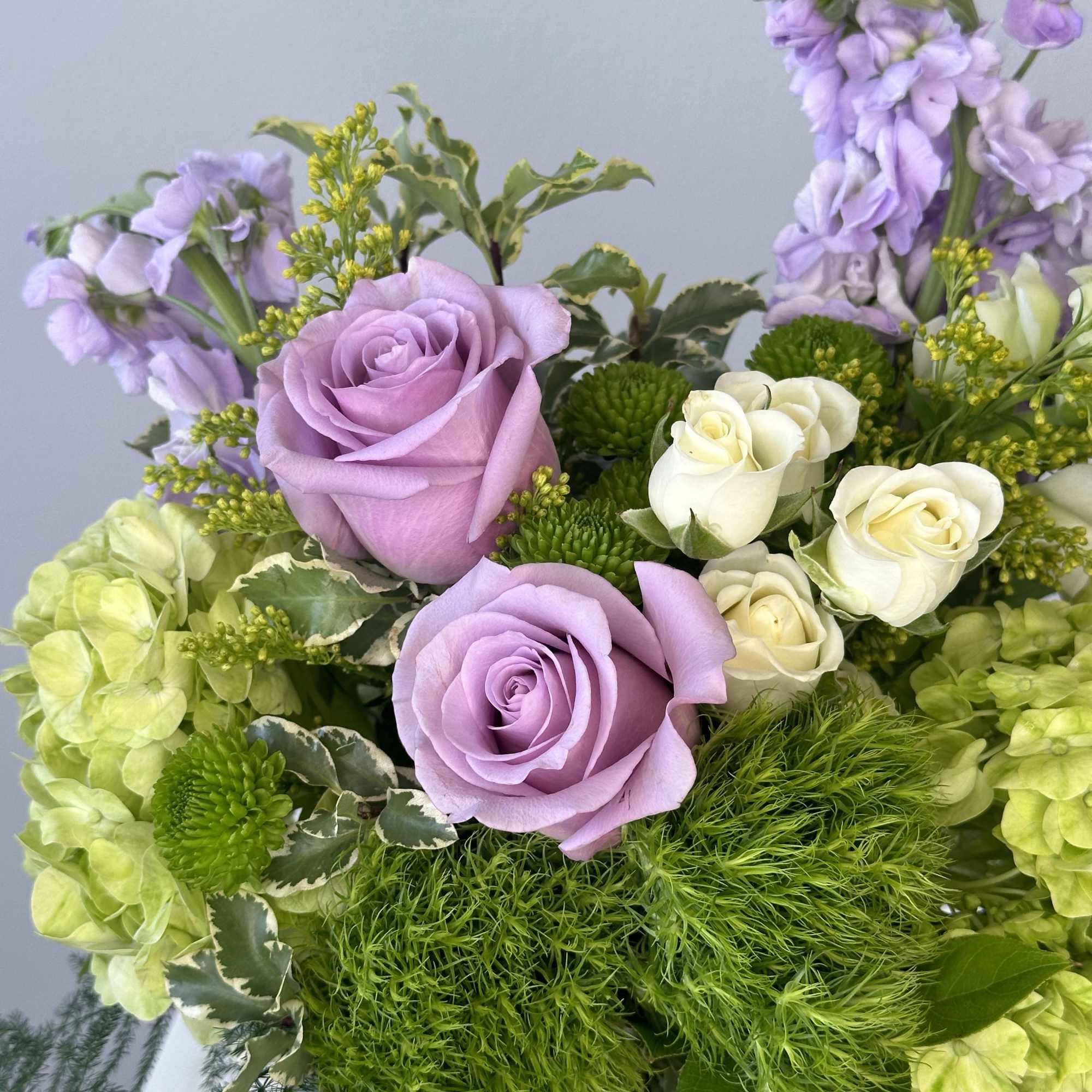 Discover the serene elegance of the Lavender Matcha flower arrangement. This beautiful