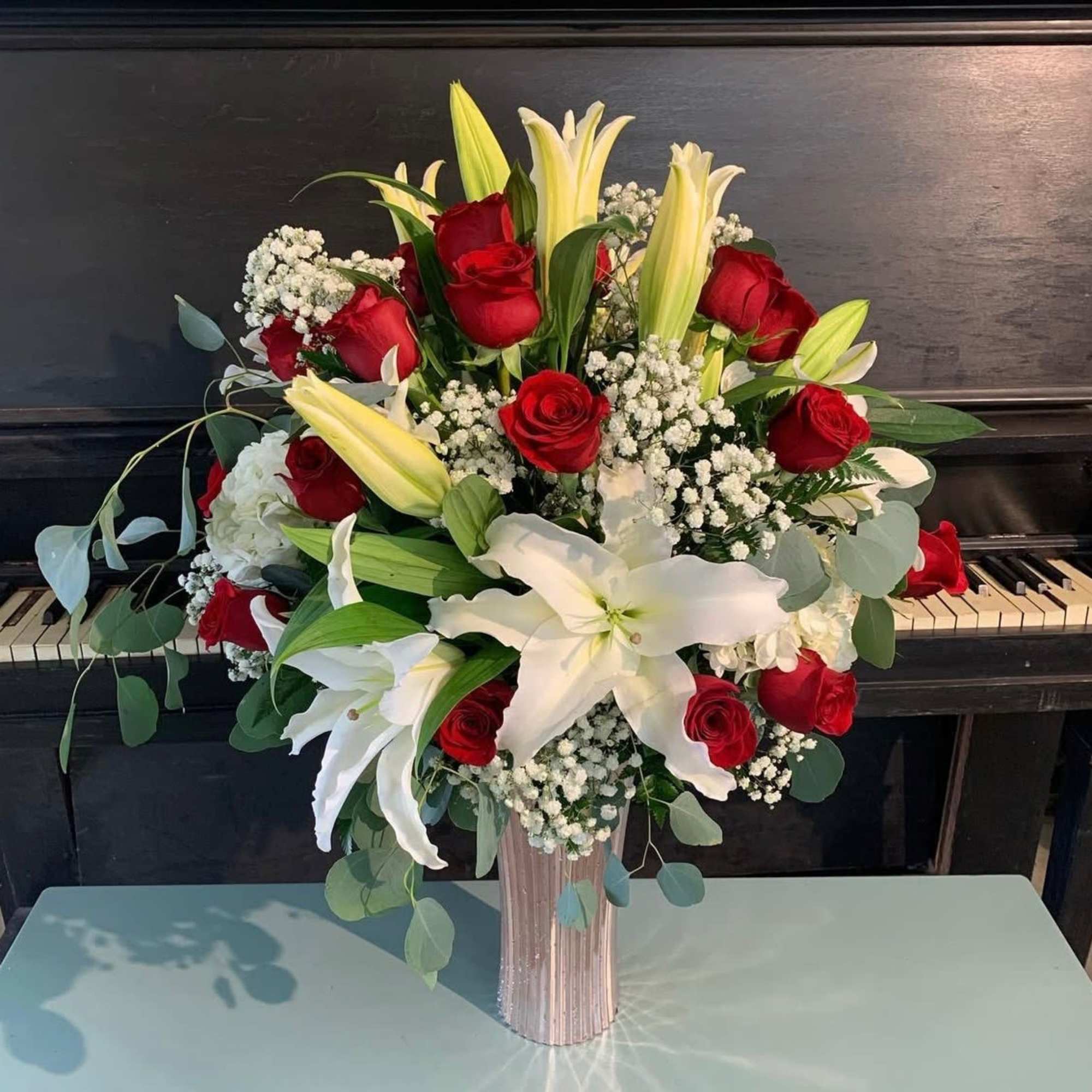 Looking for more than just roses? Red &amp; White Elegance is the