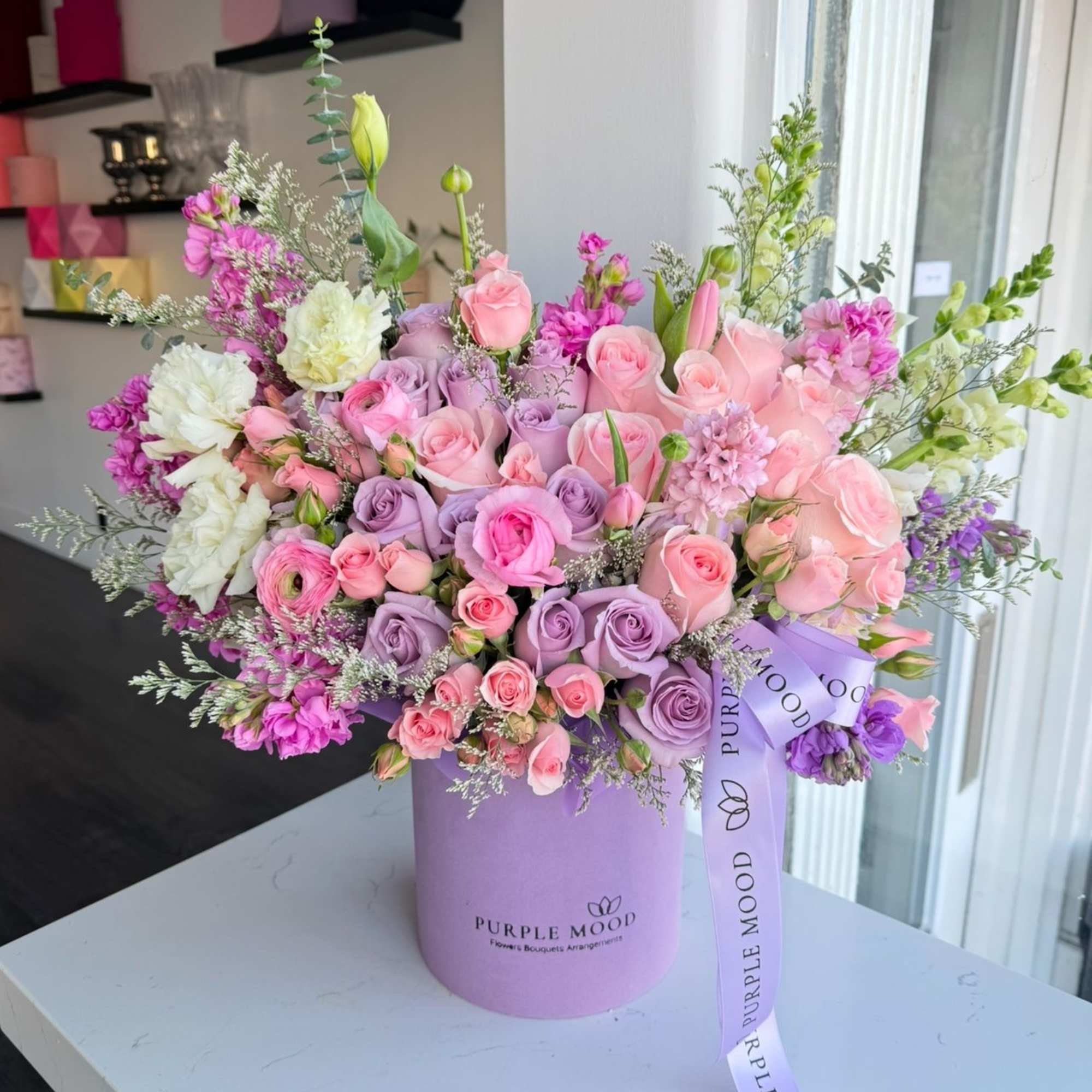 Standard container size - D6.75'x H7.5'

Deluxe container size - D8.25'x H9.5'

Premium container