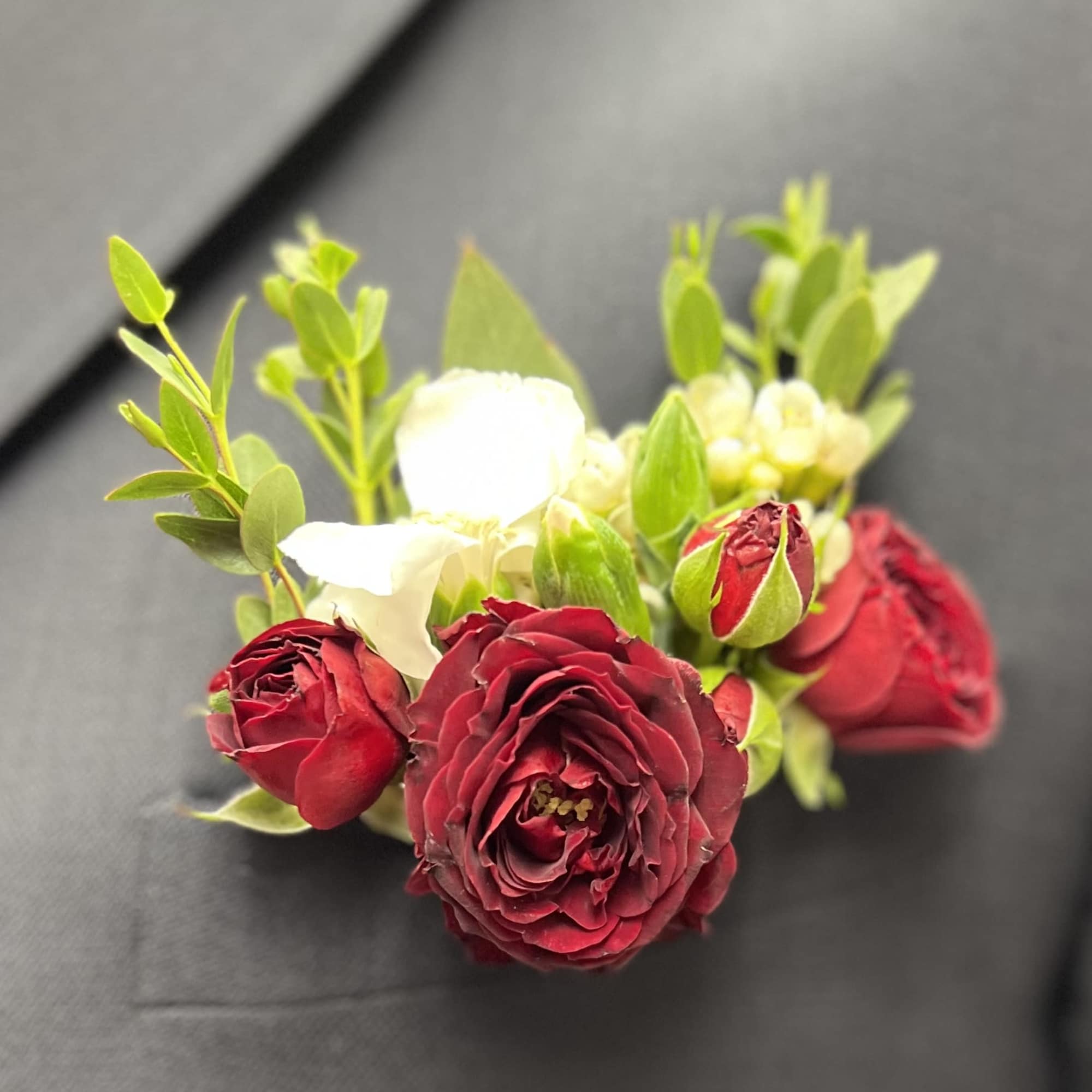 Finally a classic boutonni&egrave;re with modern styling and best of all No