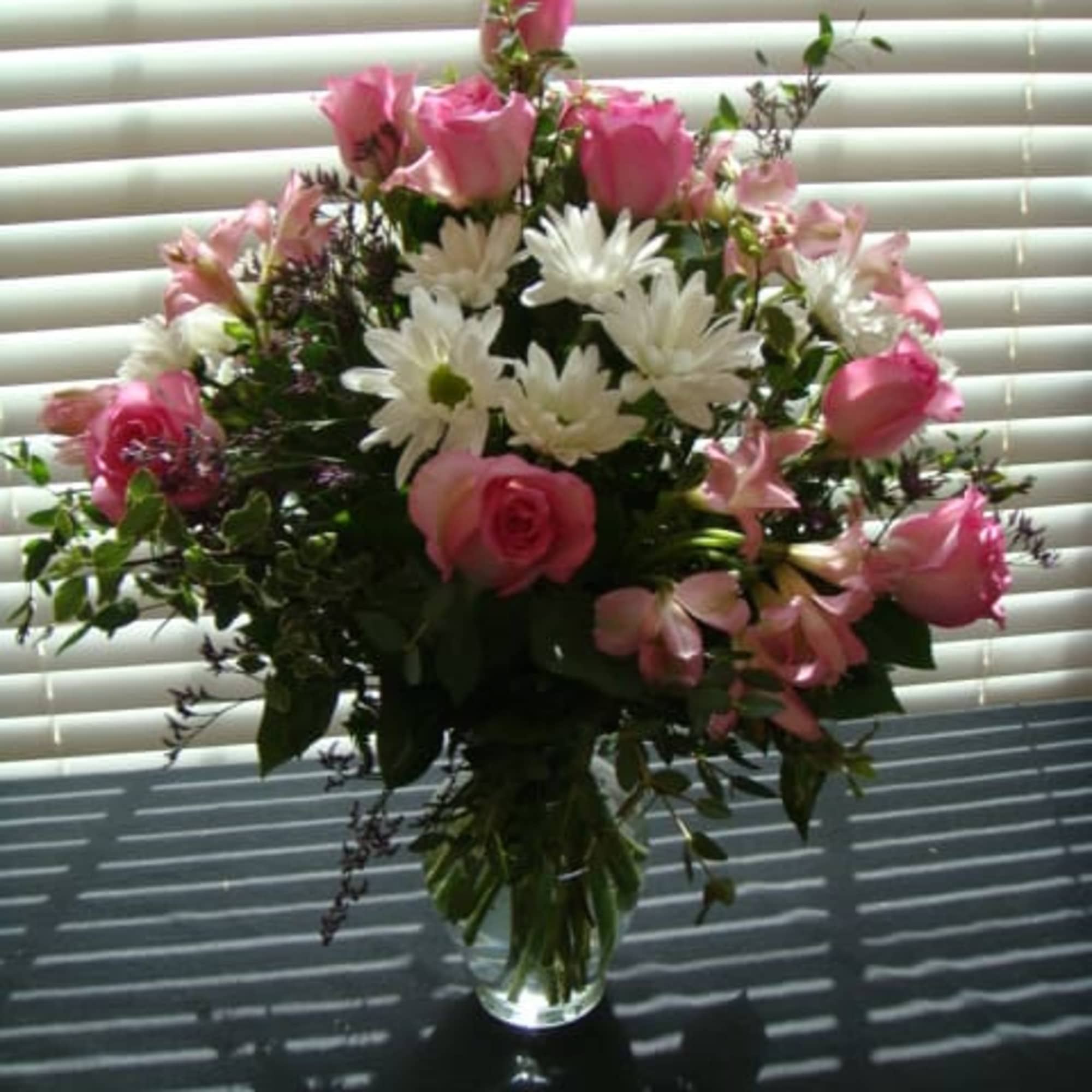 Vase of Pink Roses, Pink Alstros, White Dasies &amp; Mixed Greens &amp;