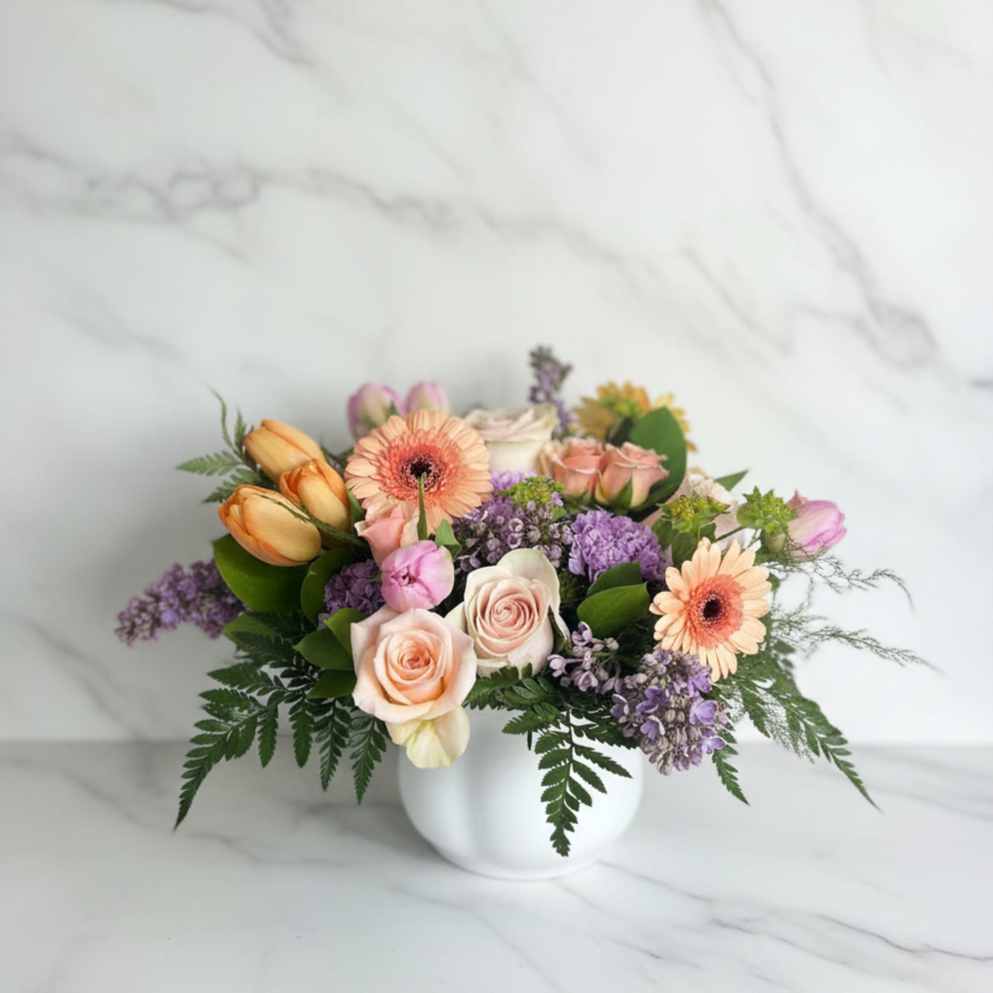 This sumptuous and cheerful design is as welcome as a breakfast tray