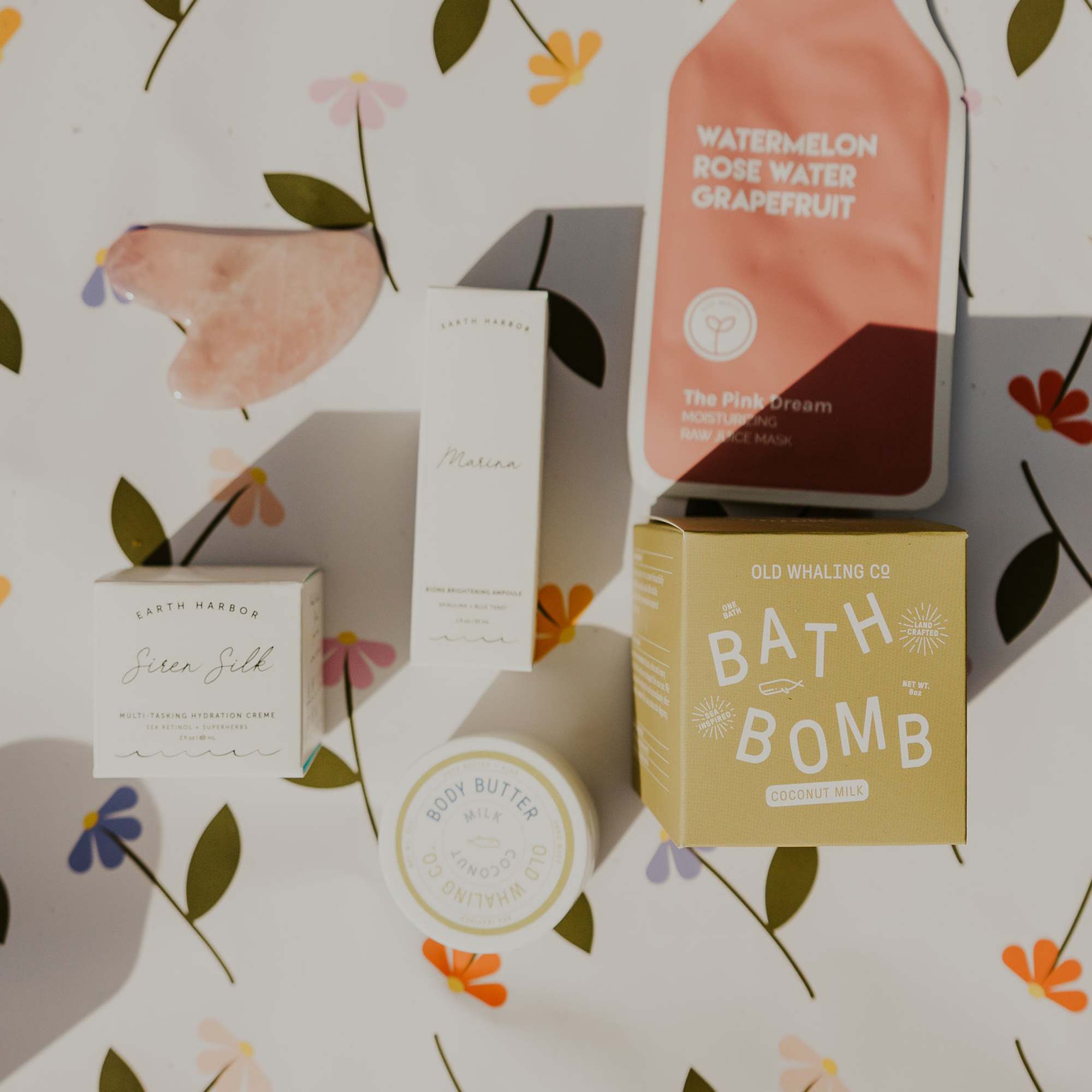Who doesn't want a spa day? This special gift box starts out