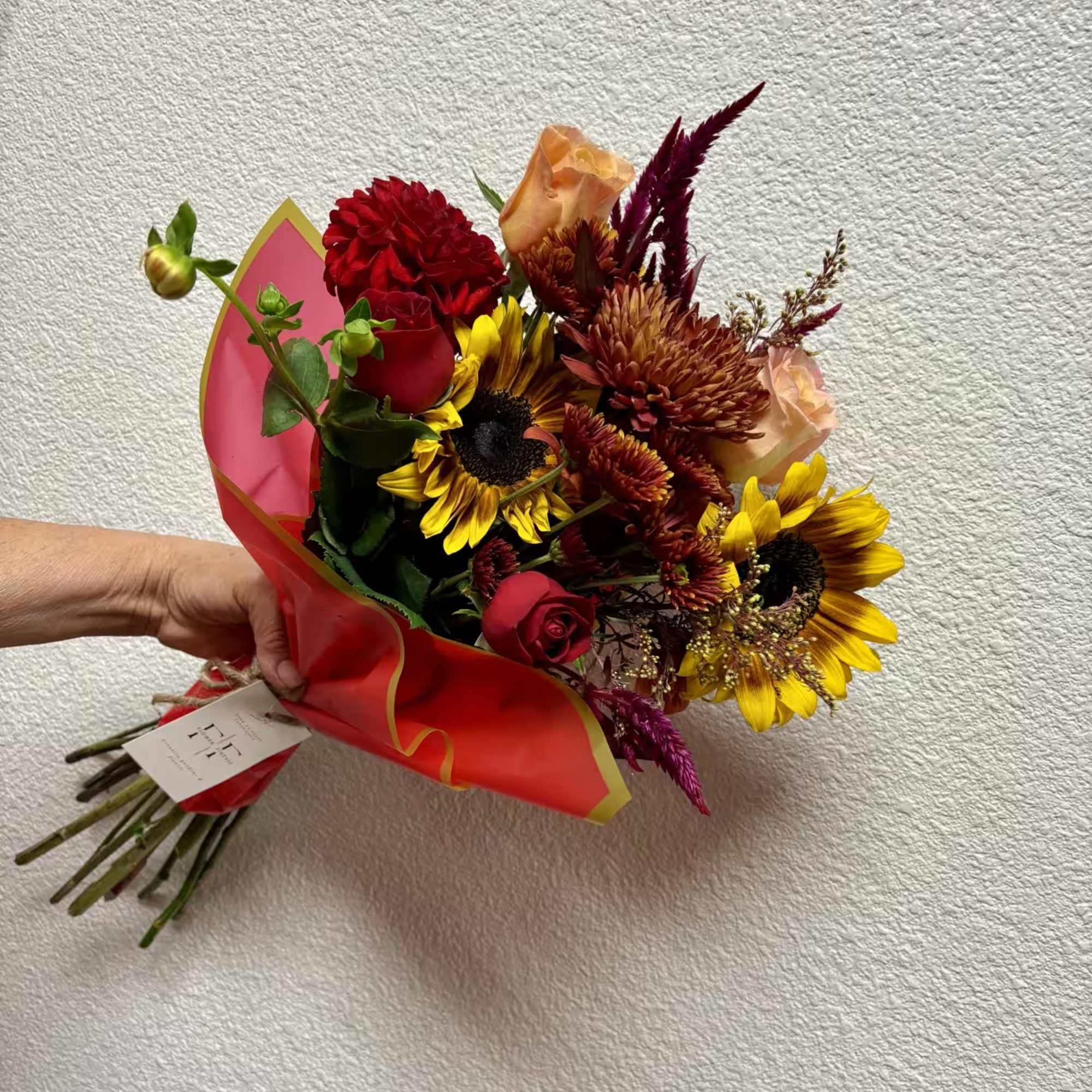 Our Market Bouquet Wrap features a curated selection of the freshest seasonal
