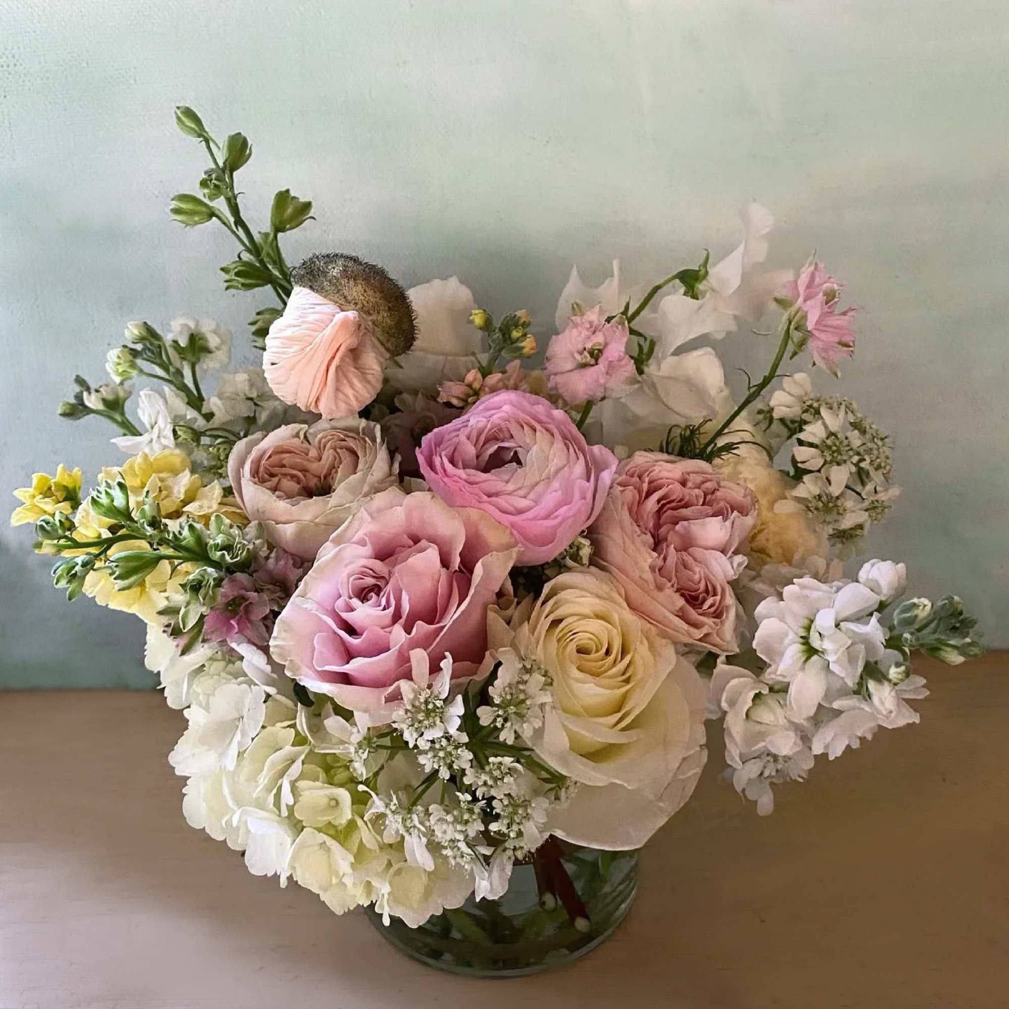 In Japanese Ichika (一千花) means: &ldquo;One thousand flowers''. A very aesthetic mix