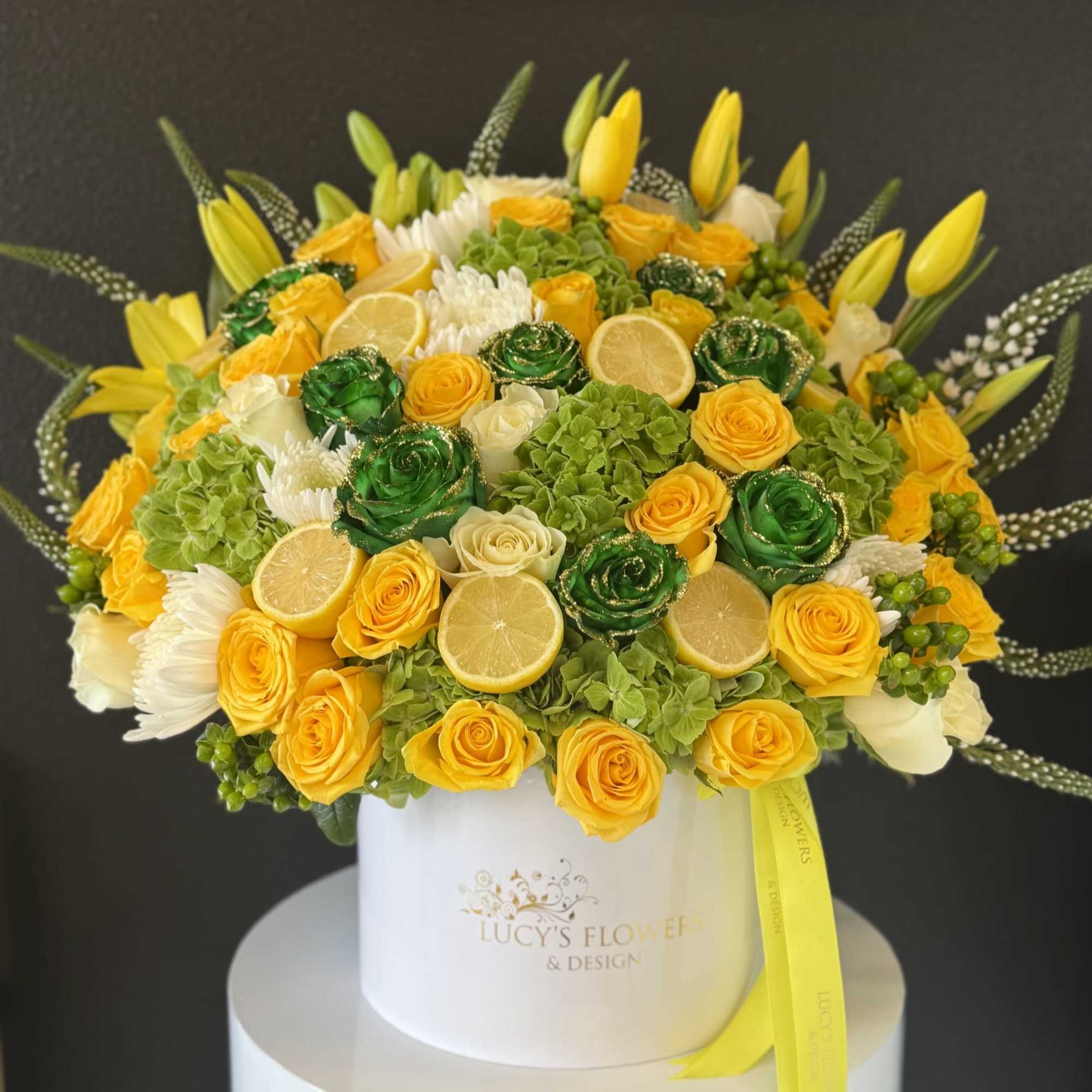 A bold blend of freshness and form-Citrus Muse is designed to inspire.