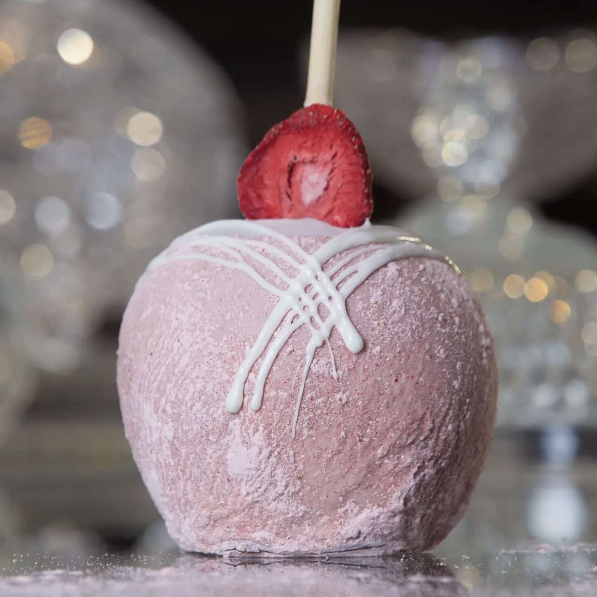 Celebrate love with our handcrafted Strawberry White Chocolate Gourmet Candy Apple, designed