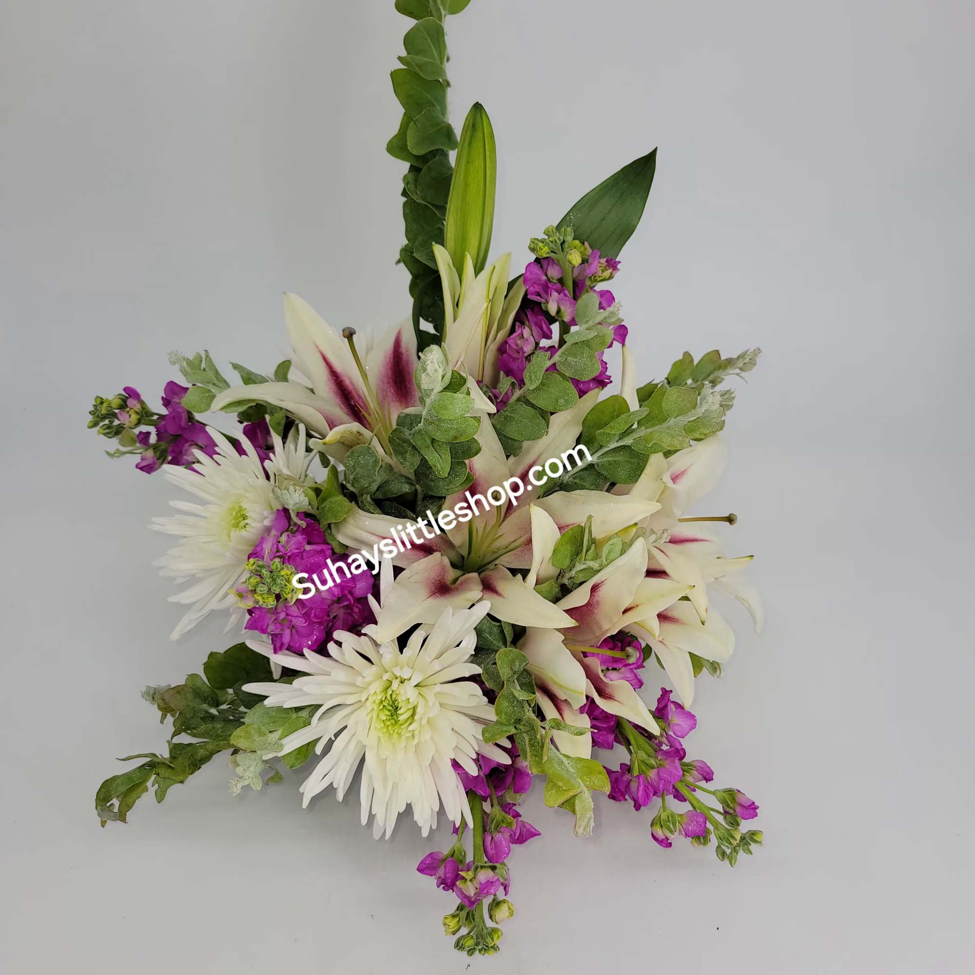 Mix  flower arrangement 