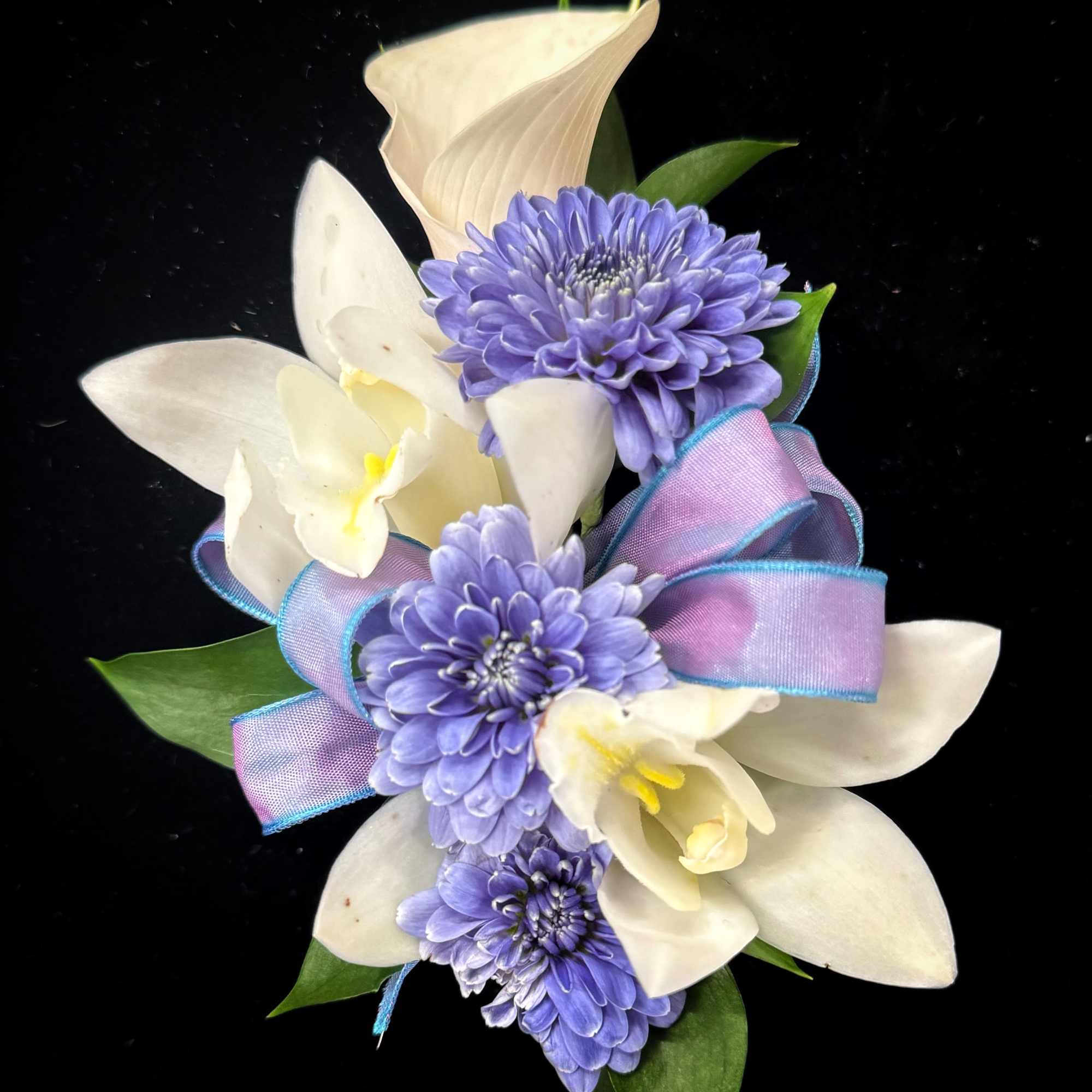フラワー・リース corsage no.765 Eastern Star Corsage #5 White and Periwinkle **NOT FOR PROM in