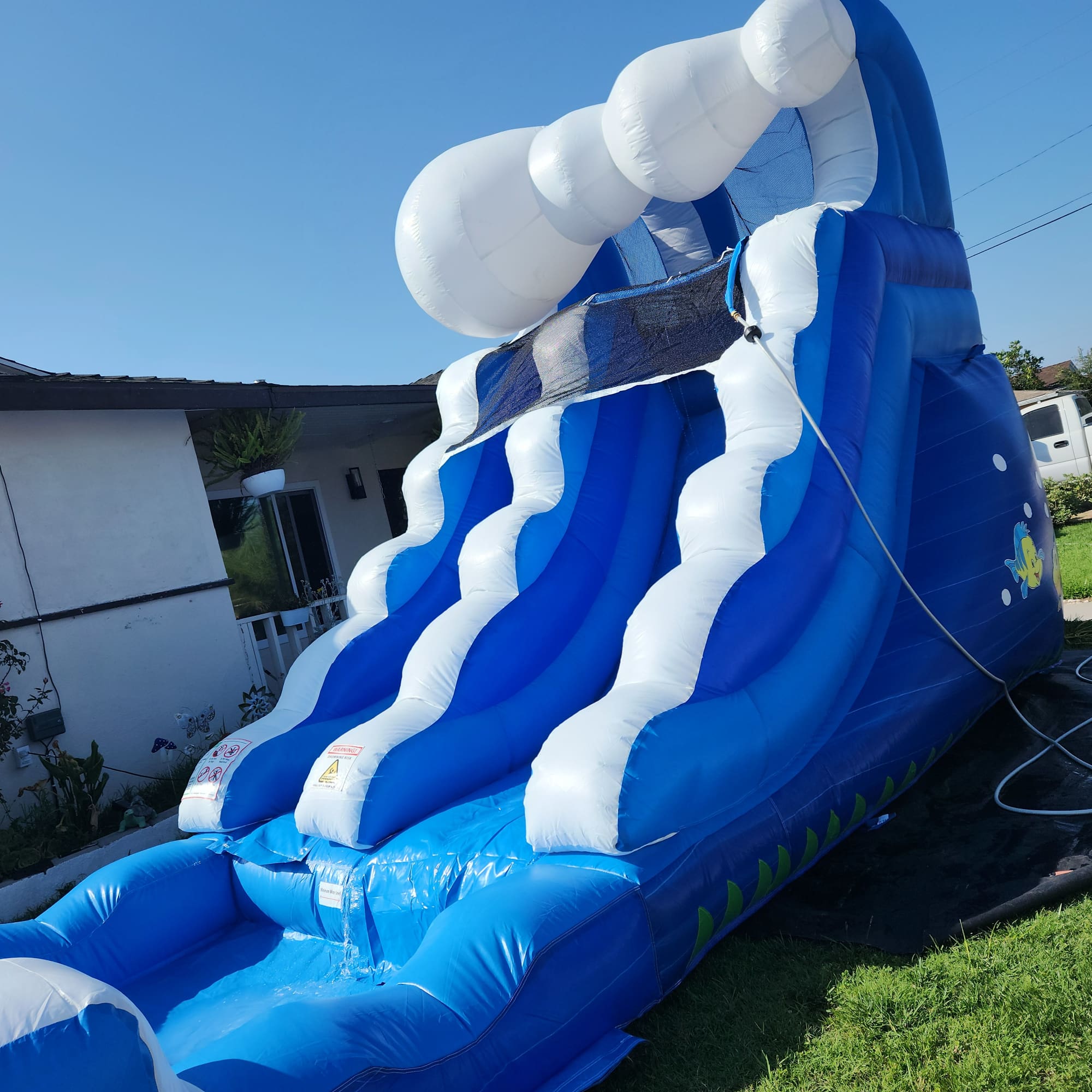 WATER SLIDE  22 F. LONGAND 15 H