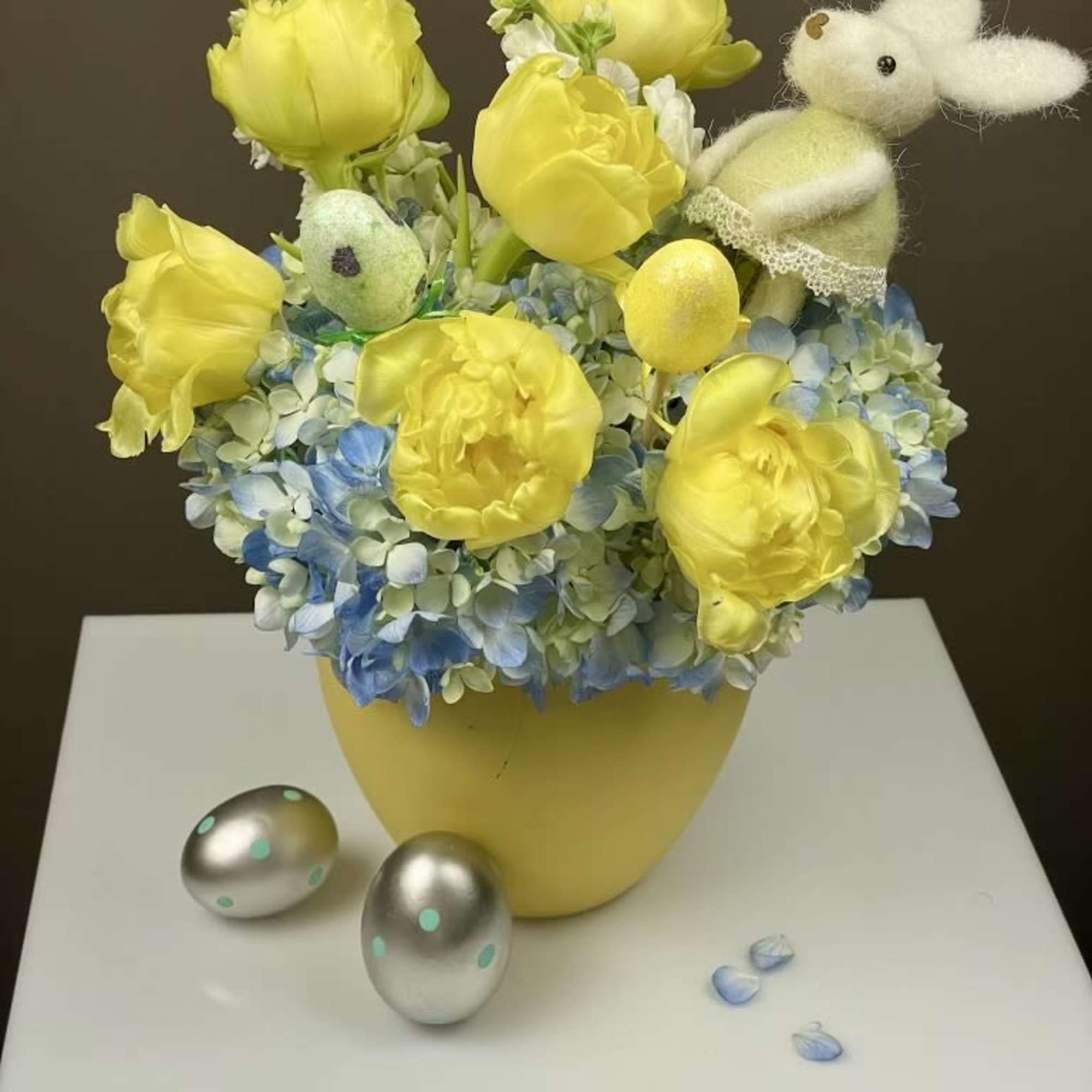 Bring the joy of spring into your home with our Sunny Bunny