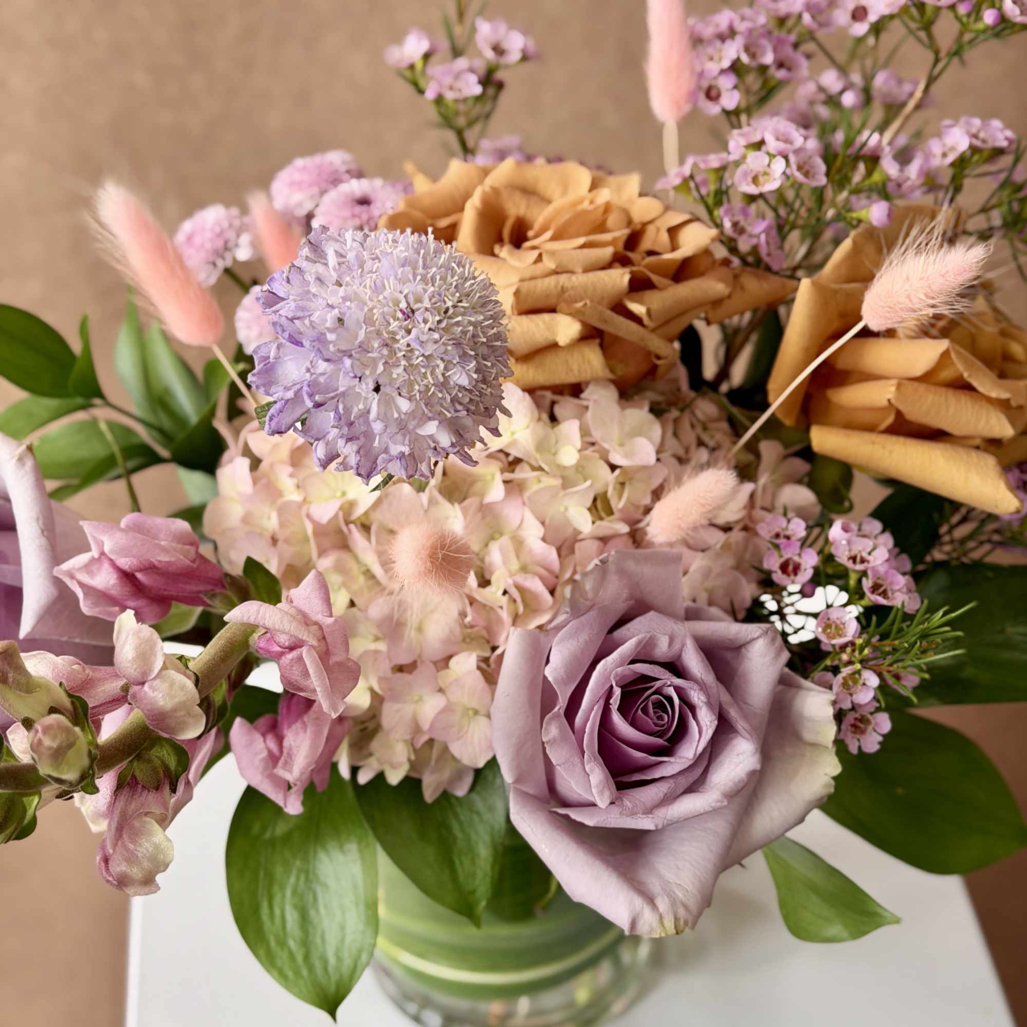 Thoughtfully curated color palette for a lush, springy arrangement in pink, lavender