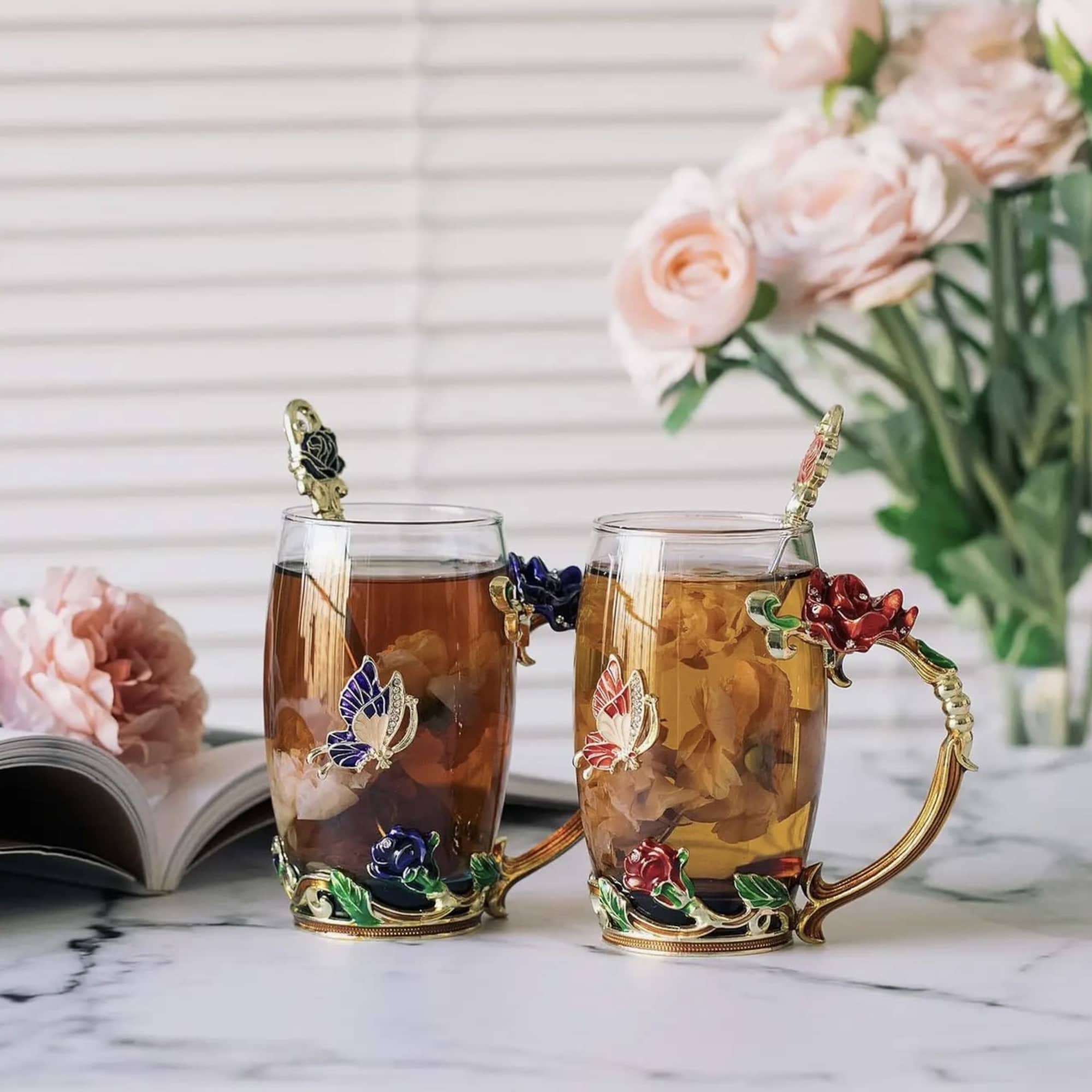 Enjoy tea with elegance using this handmade glass tea cup set featuring