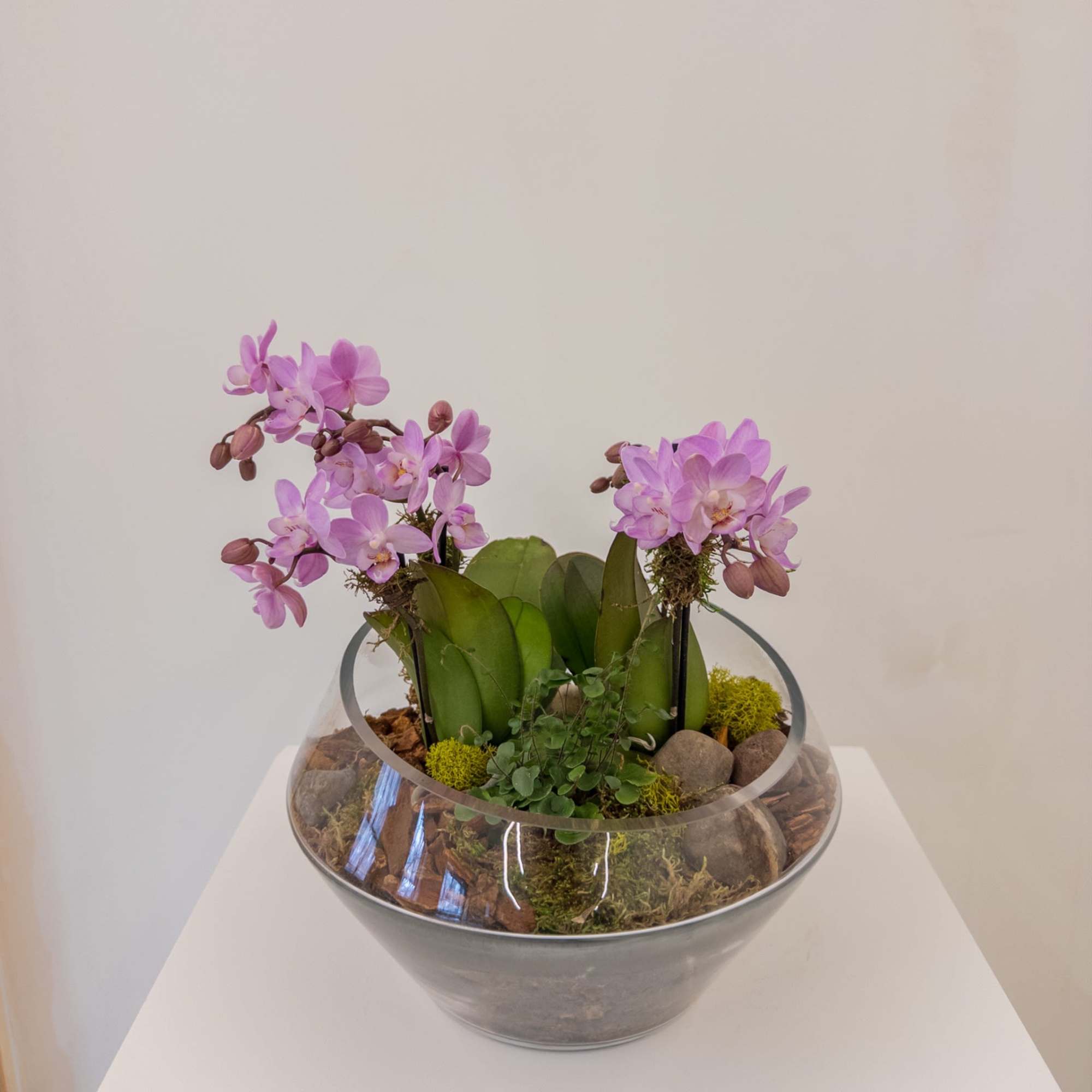 These one of a kind displays are sure to impress the recipient.