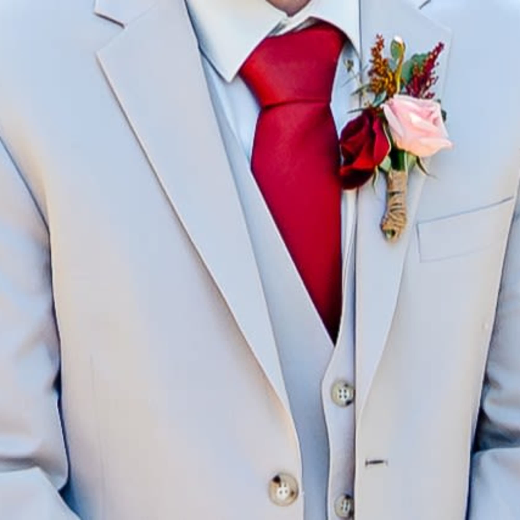 Complete the groom&rsquo;s look and tie your entire wedding party together with