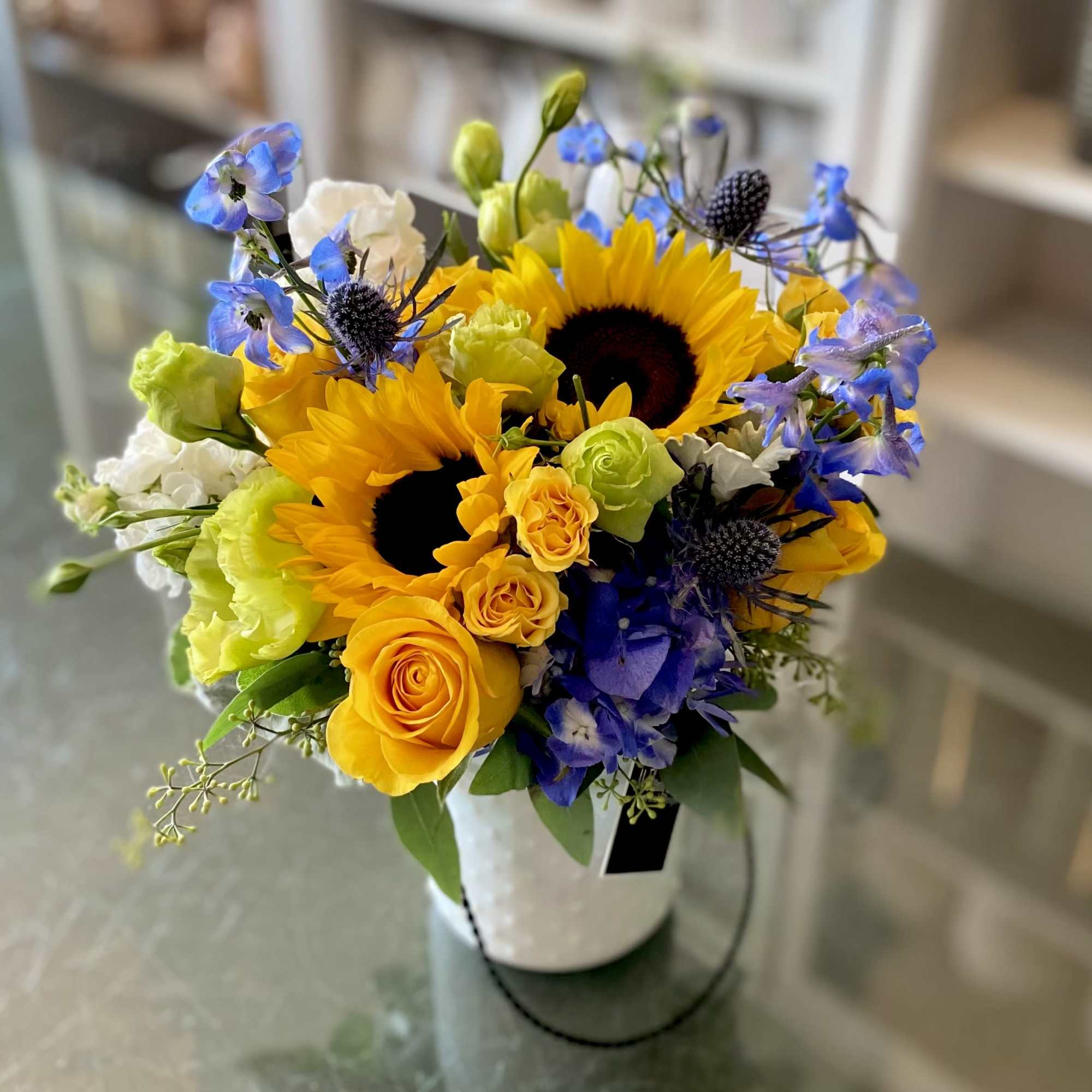 Here Comes the Sun &ndash; Bright and Cheerful Floral Arrangement

Bring warmth and