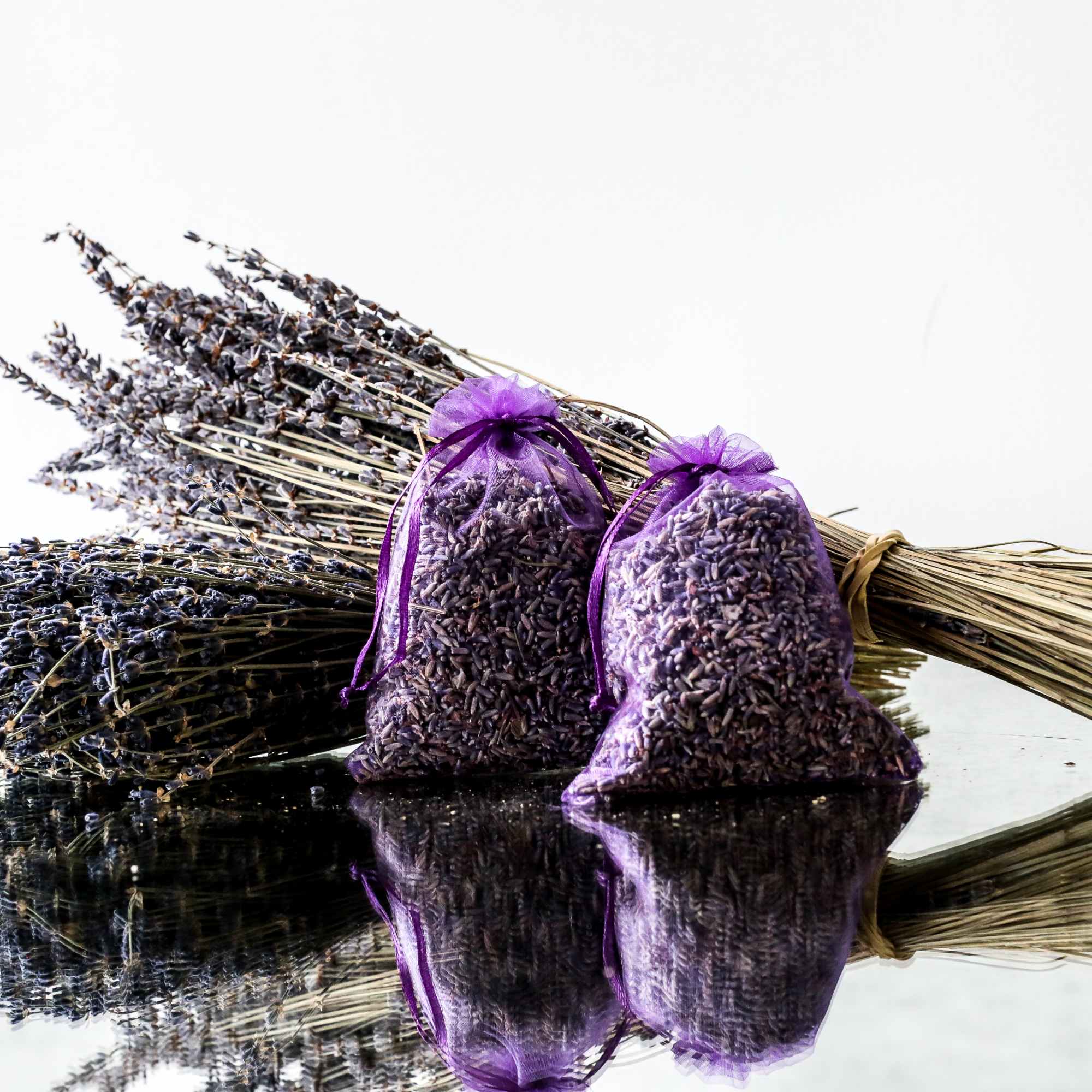 The fragrance from this lavender bundle is irresistible.  Place in bathrooms