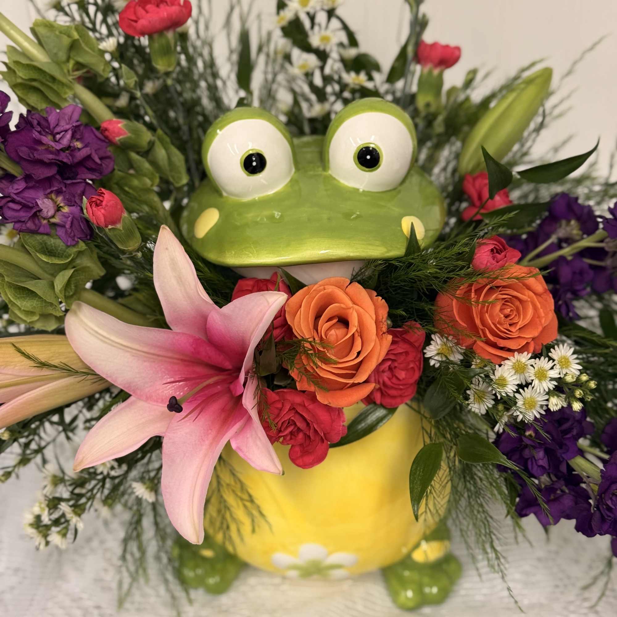 The Debbie is one of our coolest Mother's Day arrangements to date!
Toby