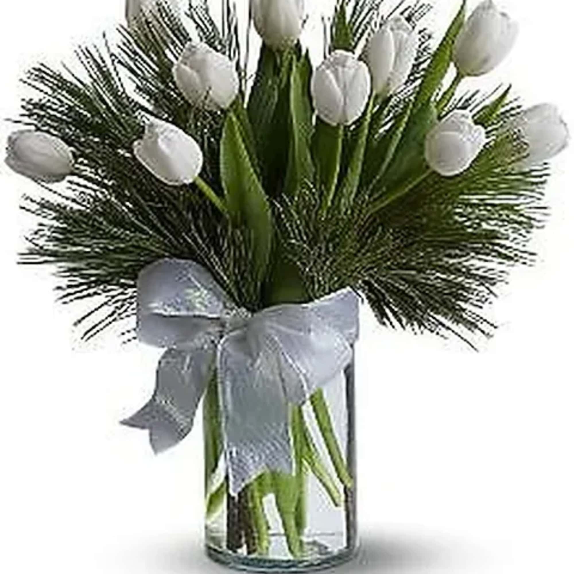 For a wintertime bouquet that&rsquo;s as pure as the driven snow, send
