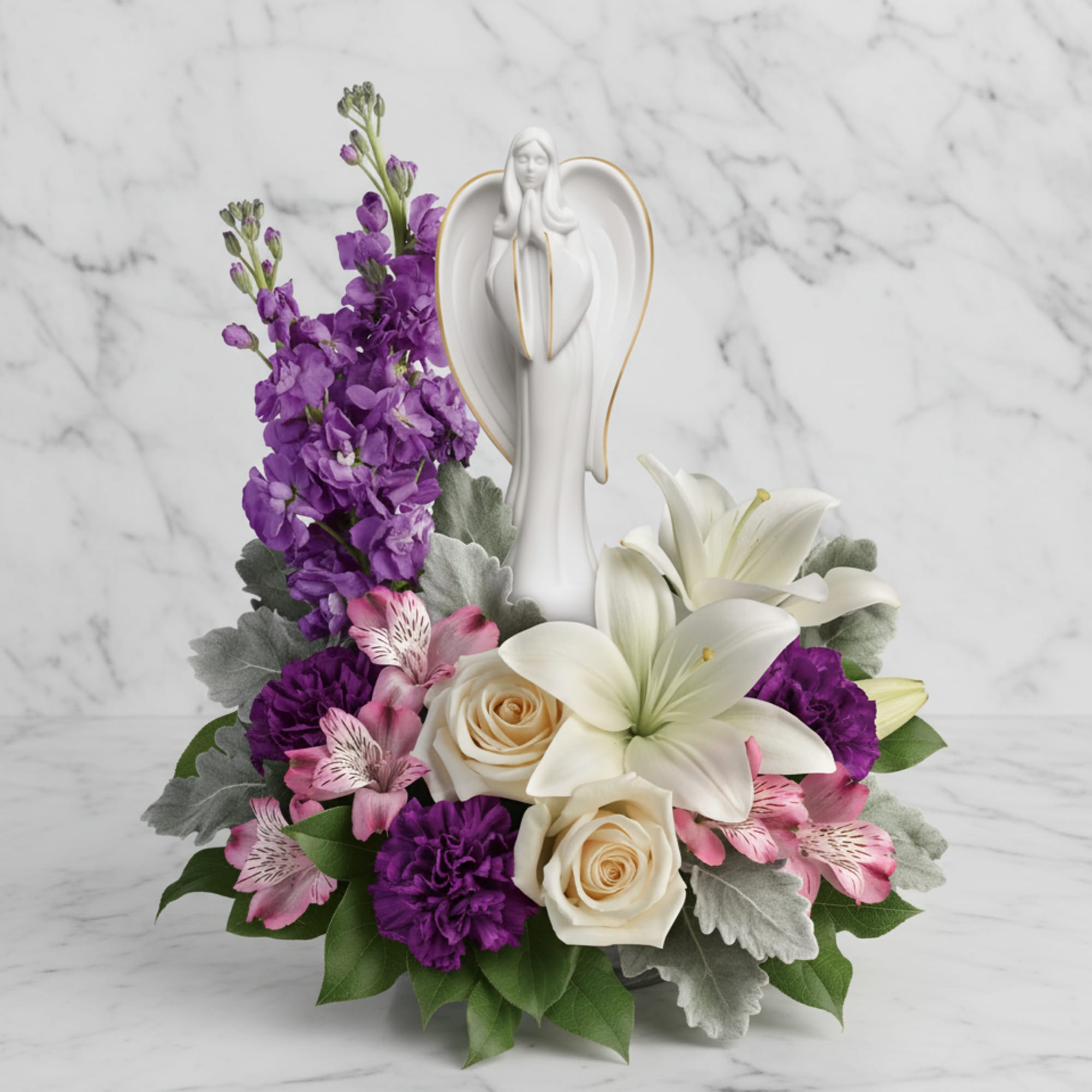 An elegantly unique expression of your deepest condolences, this majestic mix of