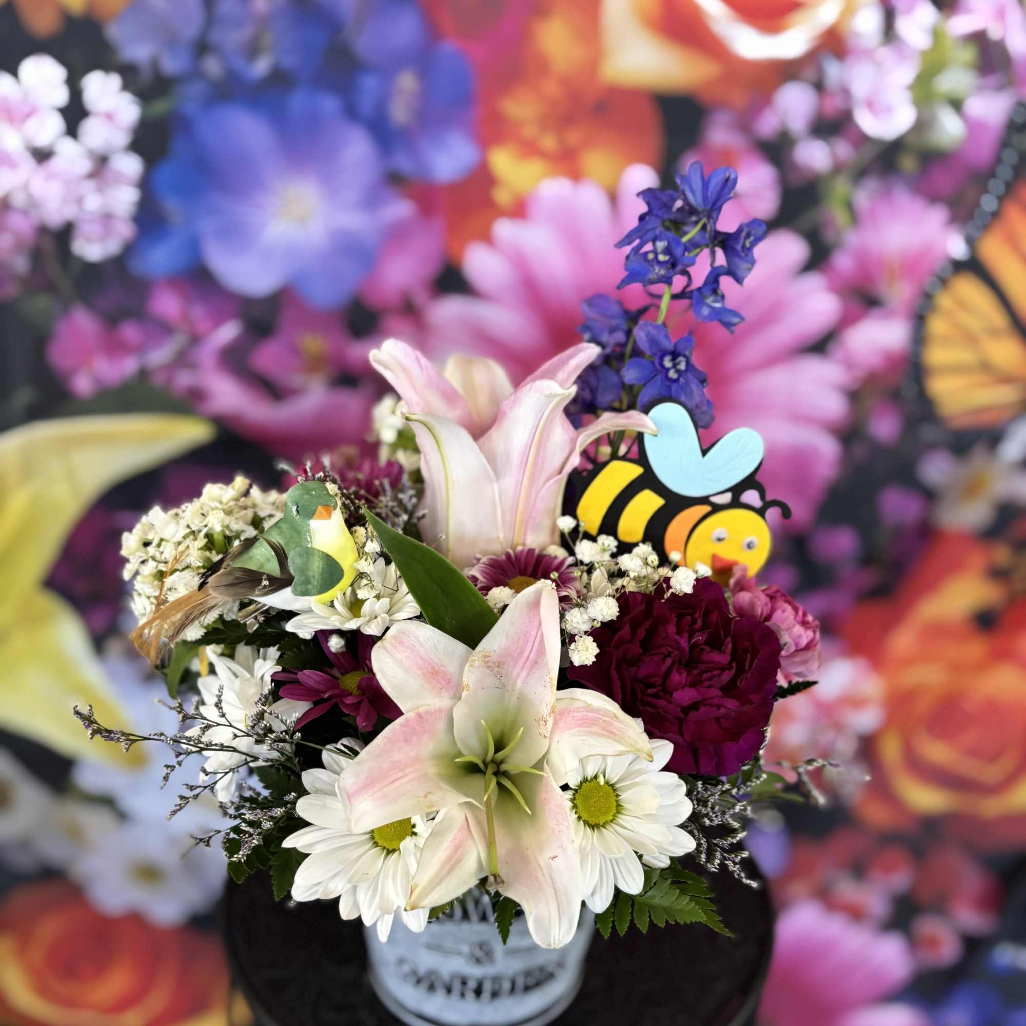 Fresh floral in Bucket vase 