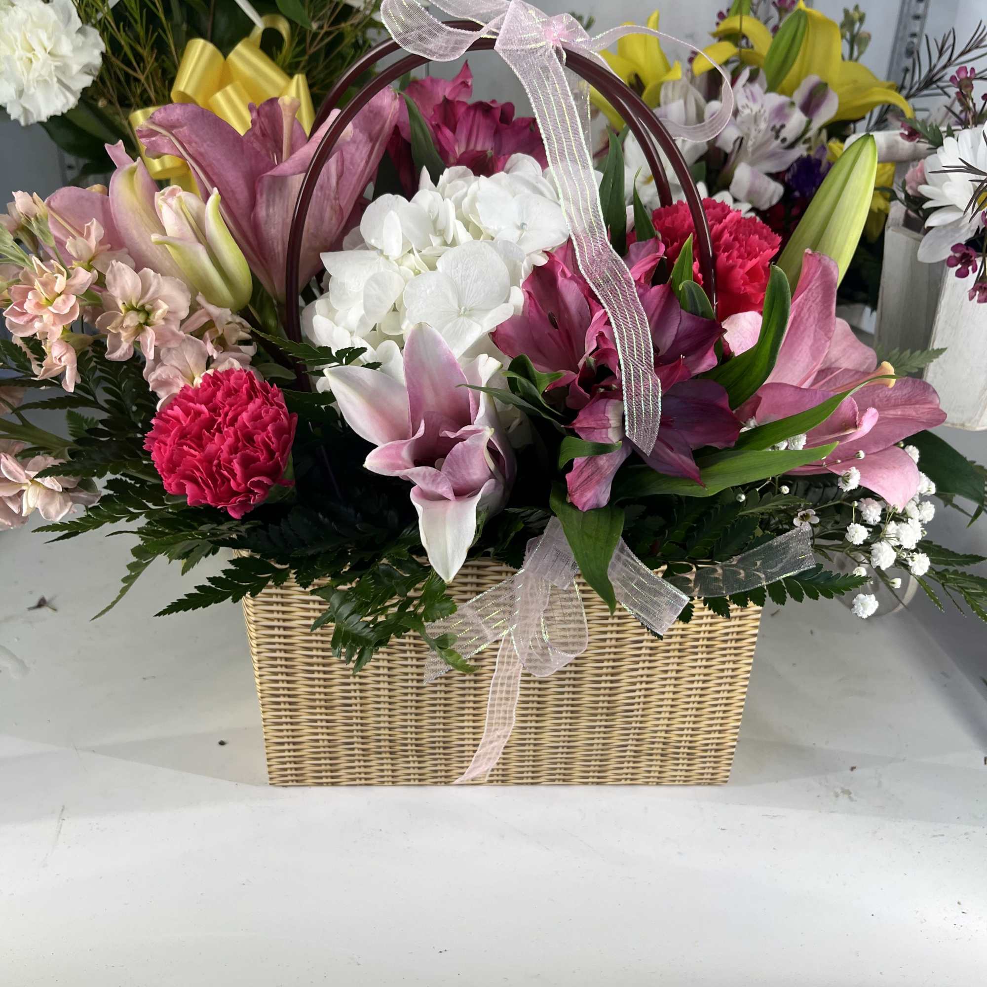 Fresh flowers in purse setting 