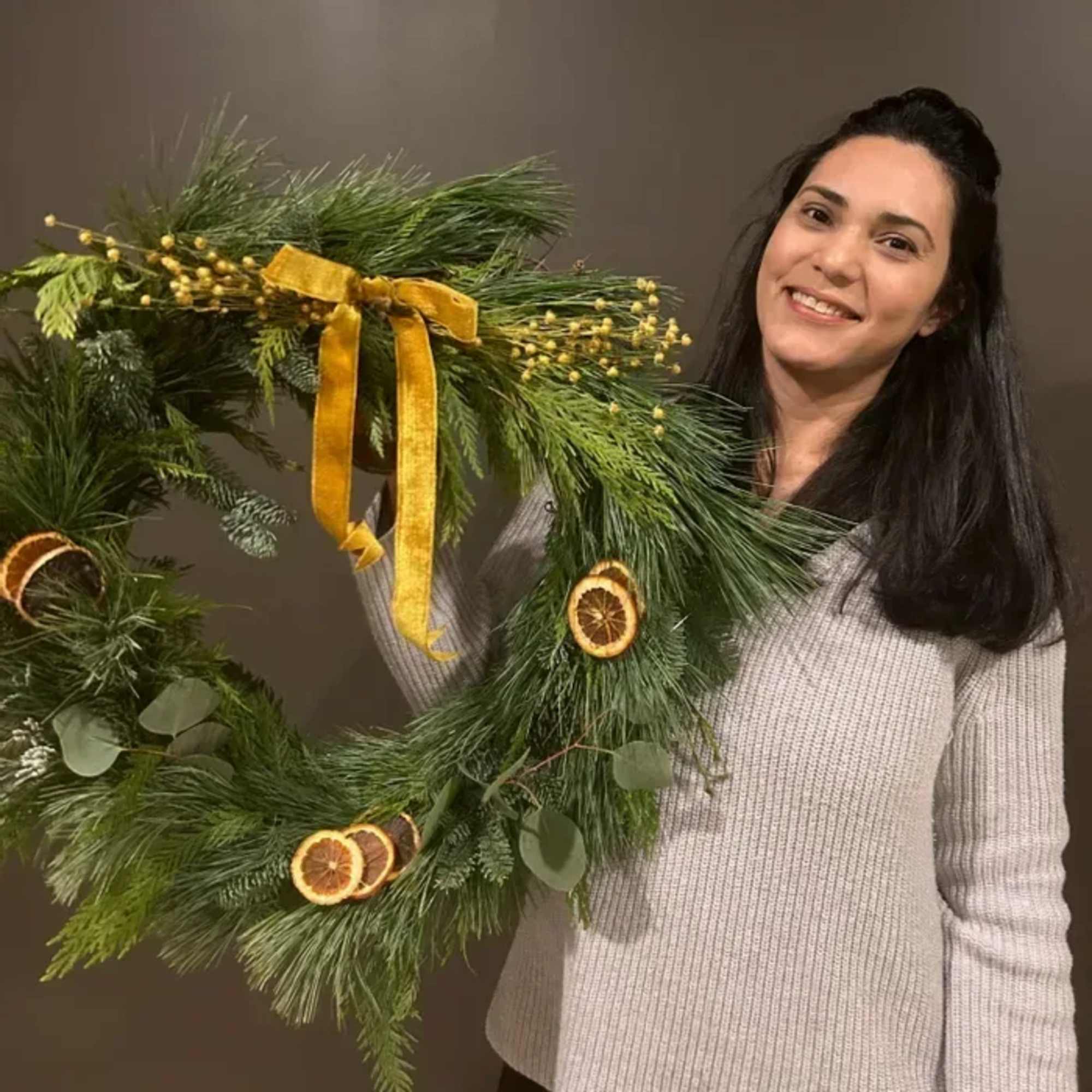 Join us at Lizette's Floral Studio in Ooltewah for a hands-on Christmas