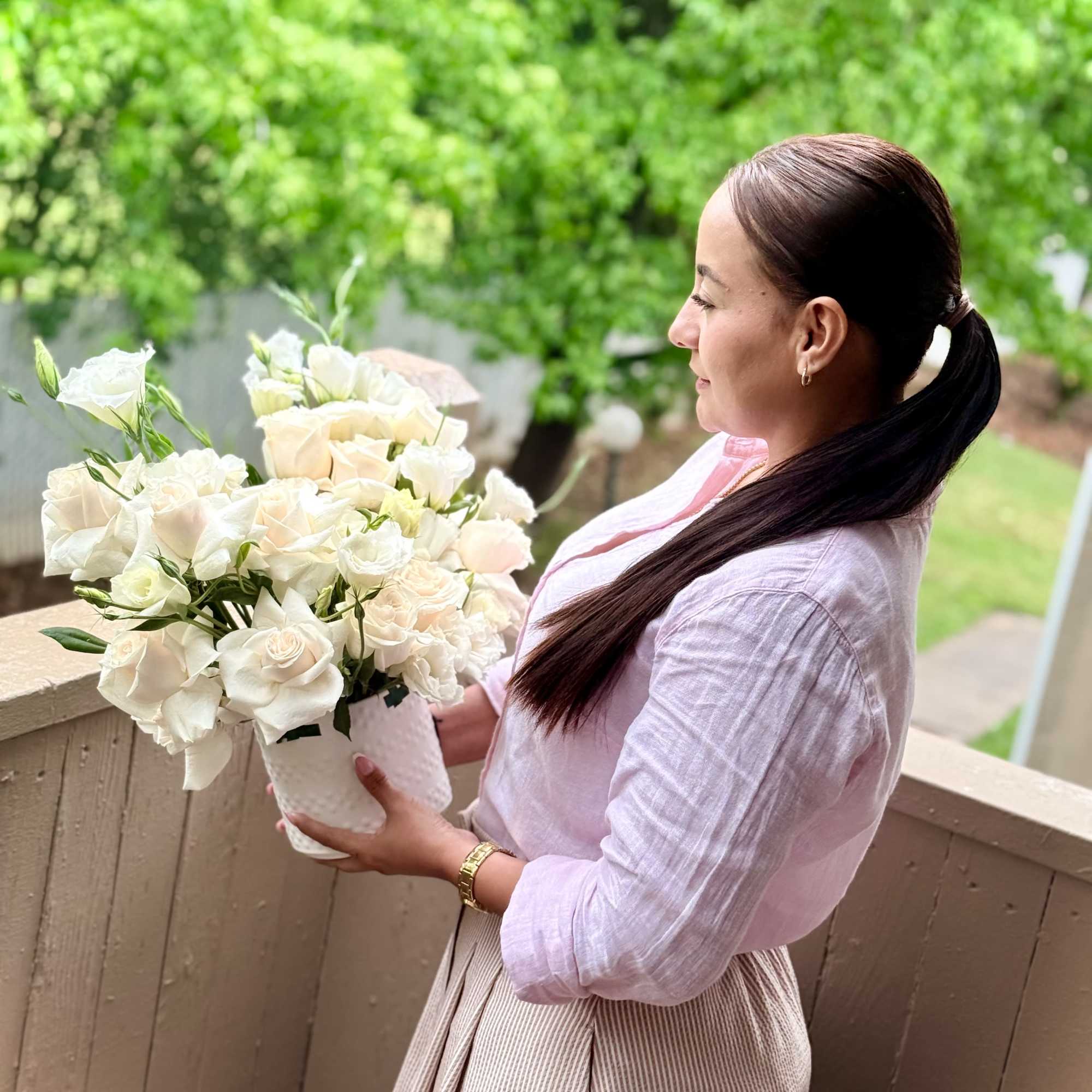 A luxury garden-style bouquet in elegant white tones, designed with premium white