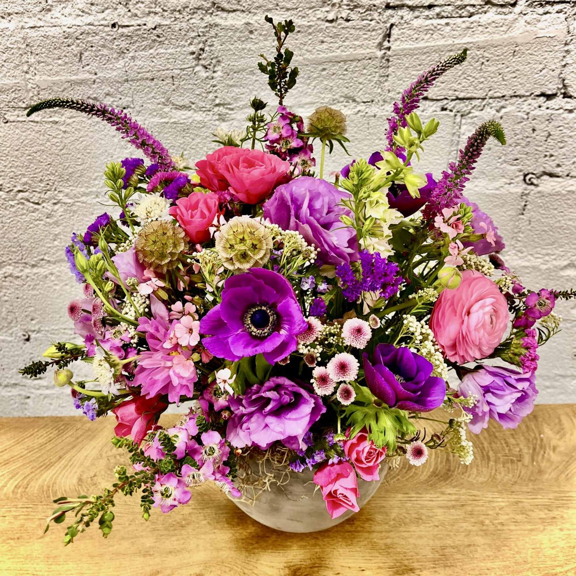 Stunning shades of purple flowers to make your mom feel so super