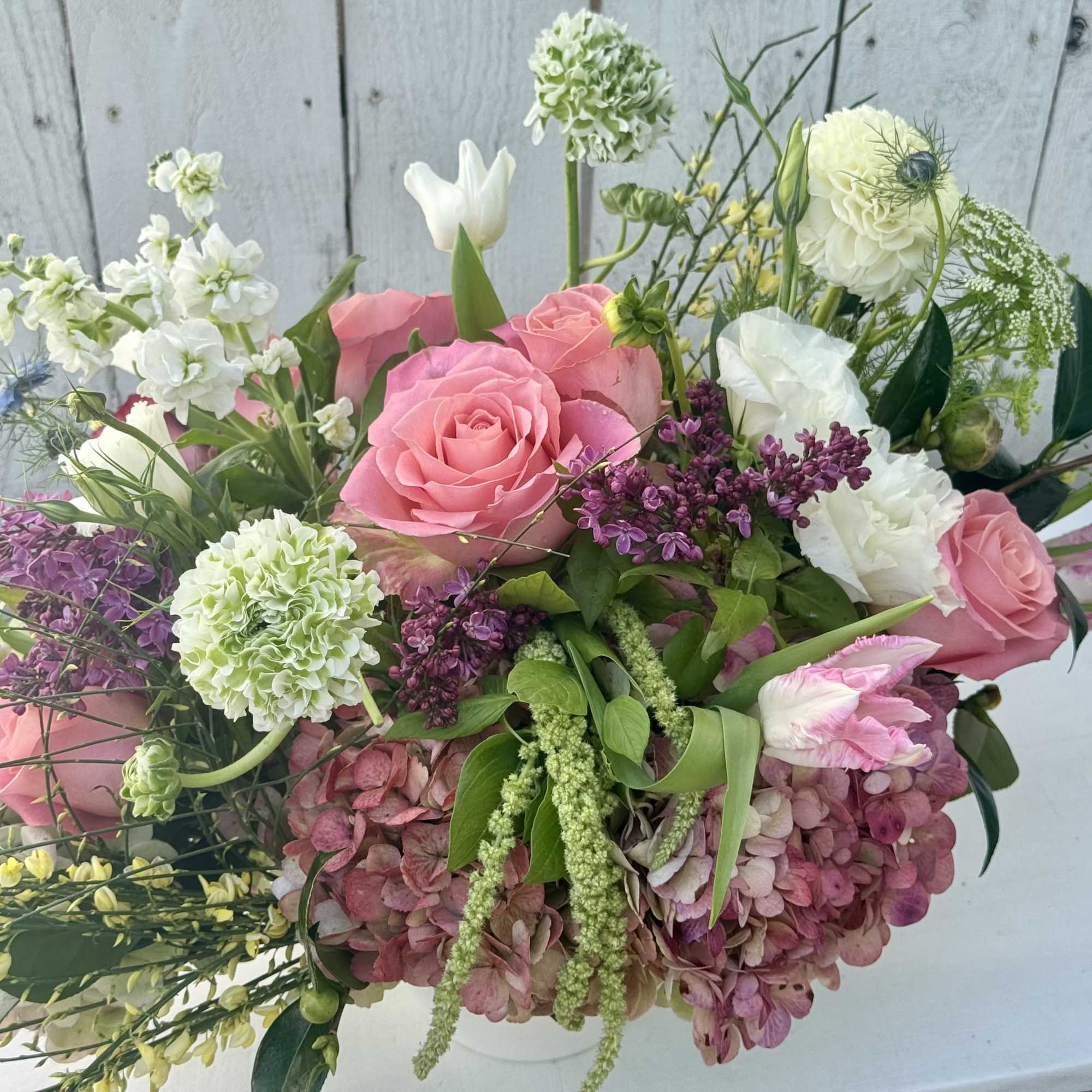 Springtime brings us the most beautiful flowers! This design captures those blooms