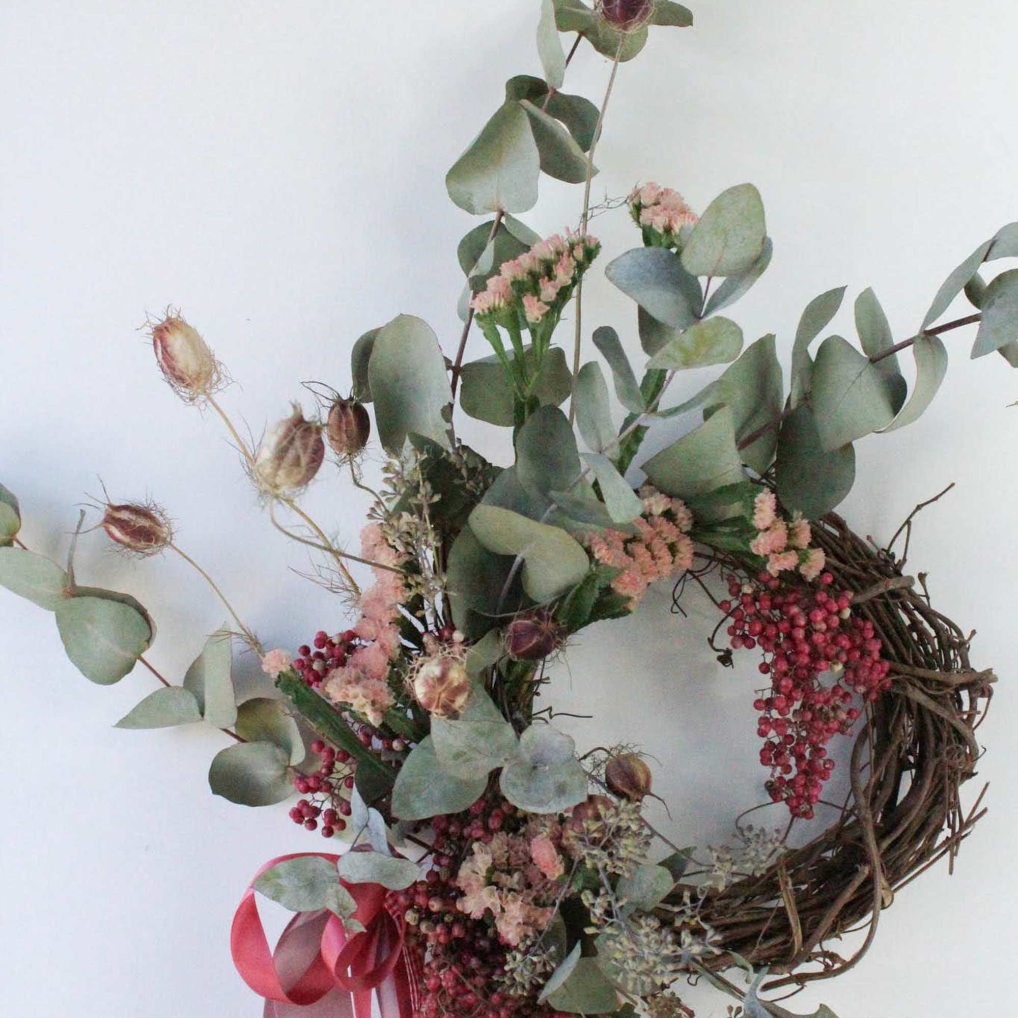 The perfect spring wreath to fit any front door. 

*Images are a