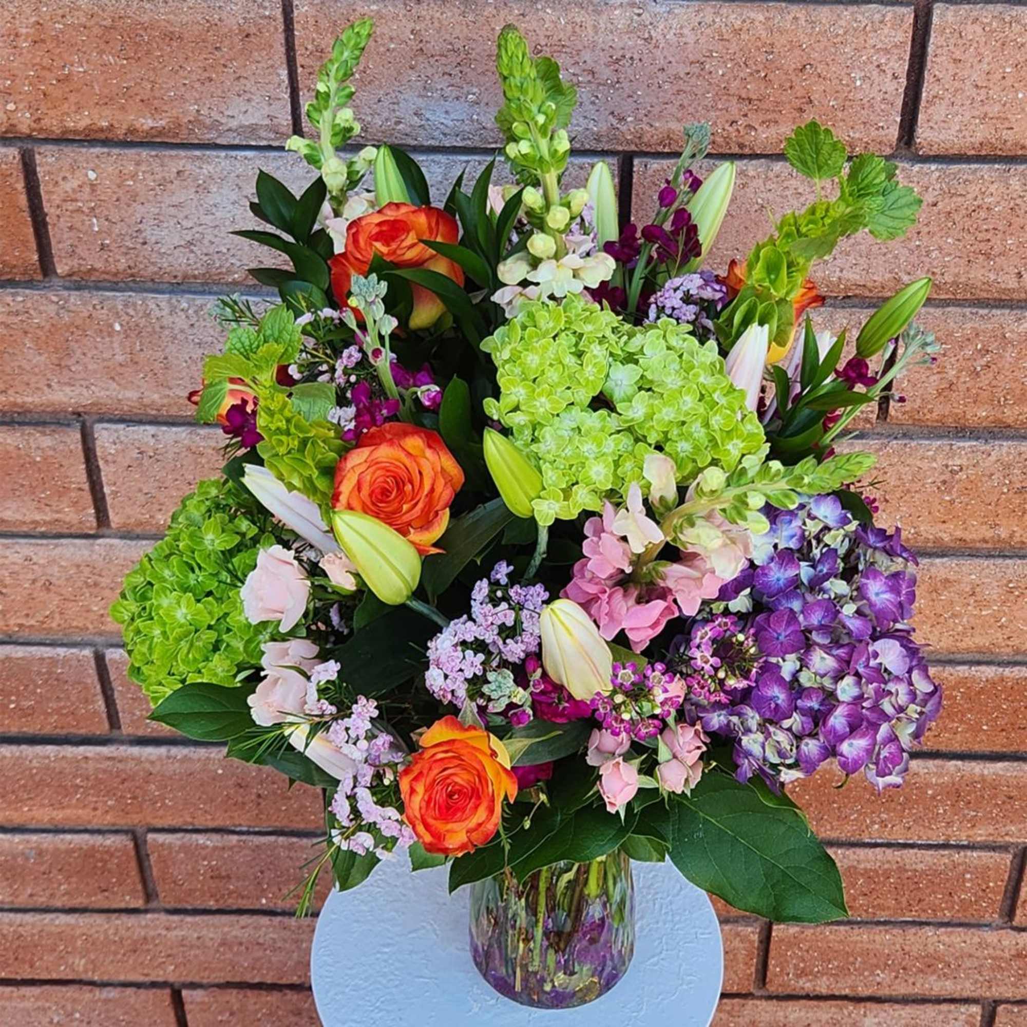 Essence of Spring &ndash; Fresh Flower Delivery in San Diego

Welcome the season