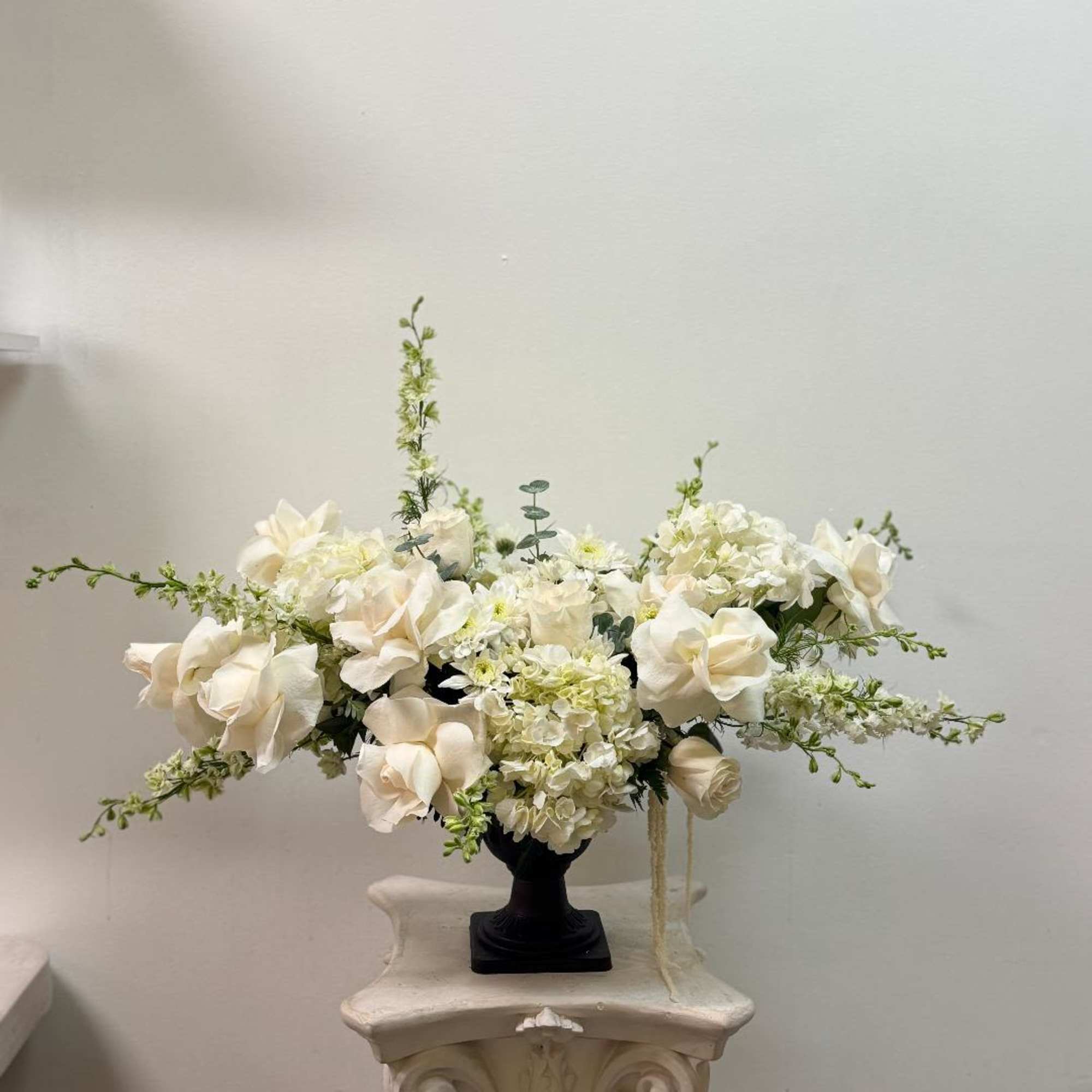 Made from fresh flowers, a corsage looks like a petite flower arrangement