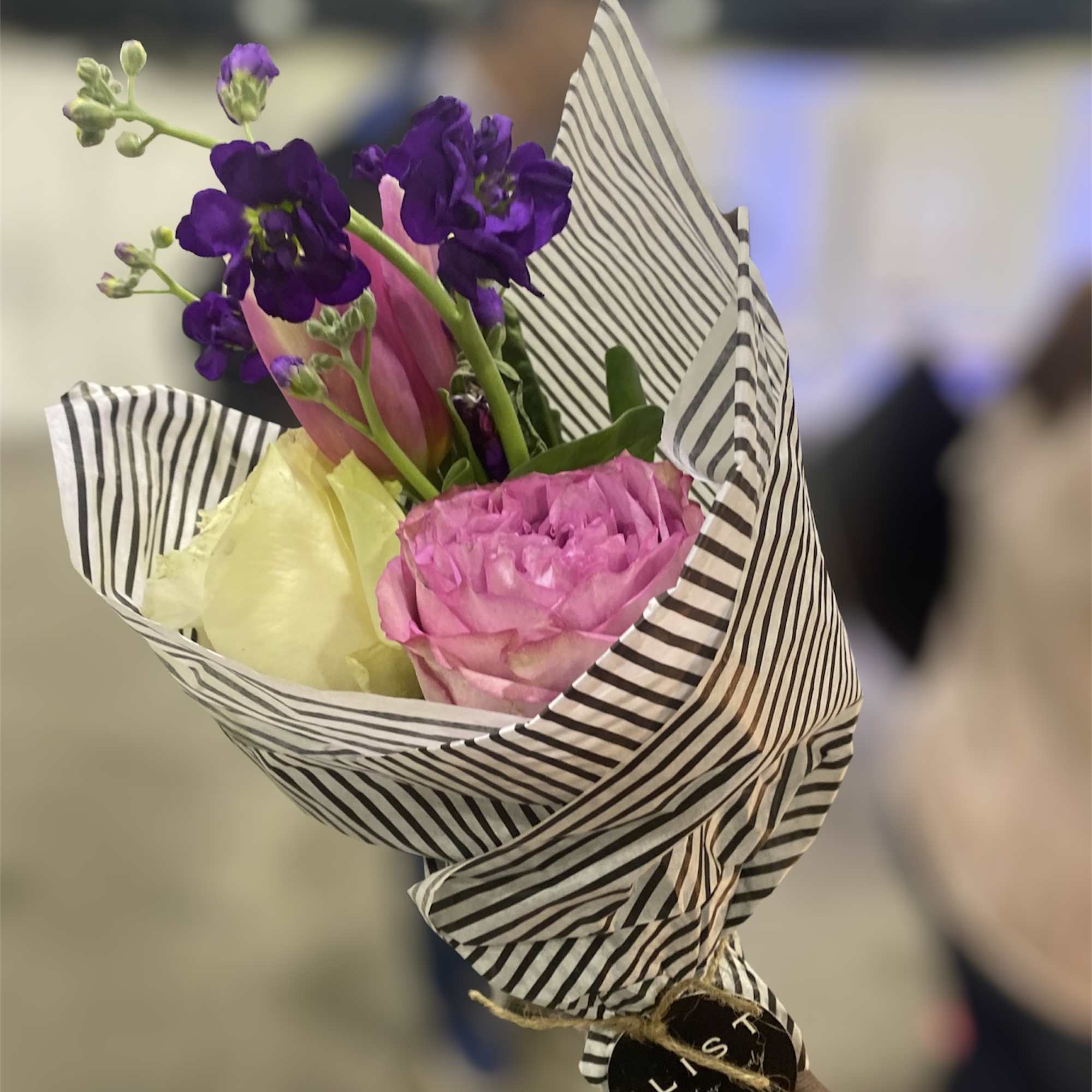 -Rental Only

A fabulous addition to bridal showers, birthday parties, corporate events, business