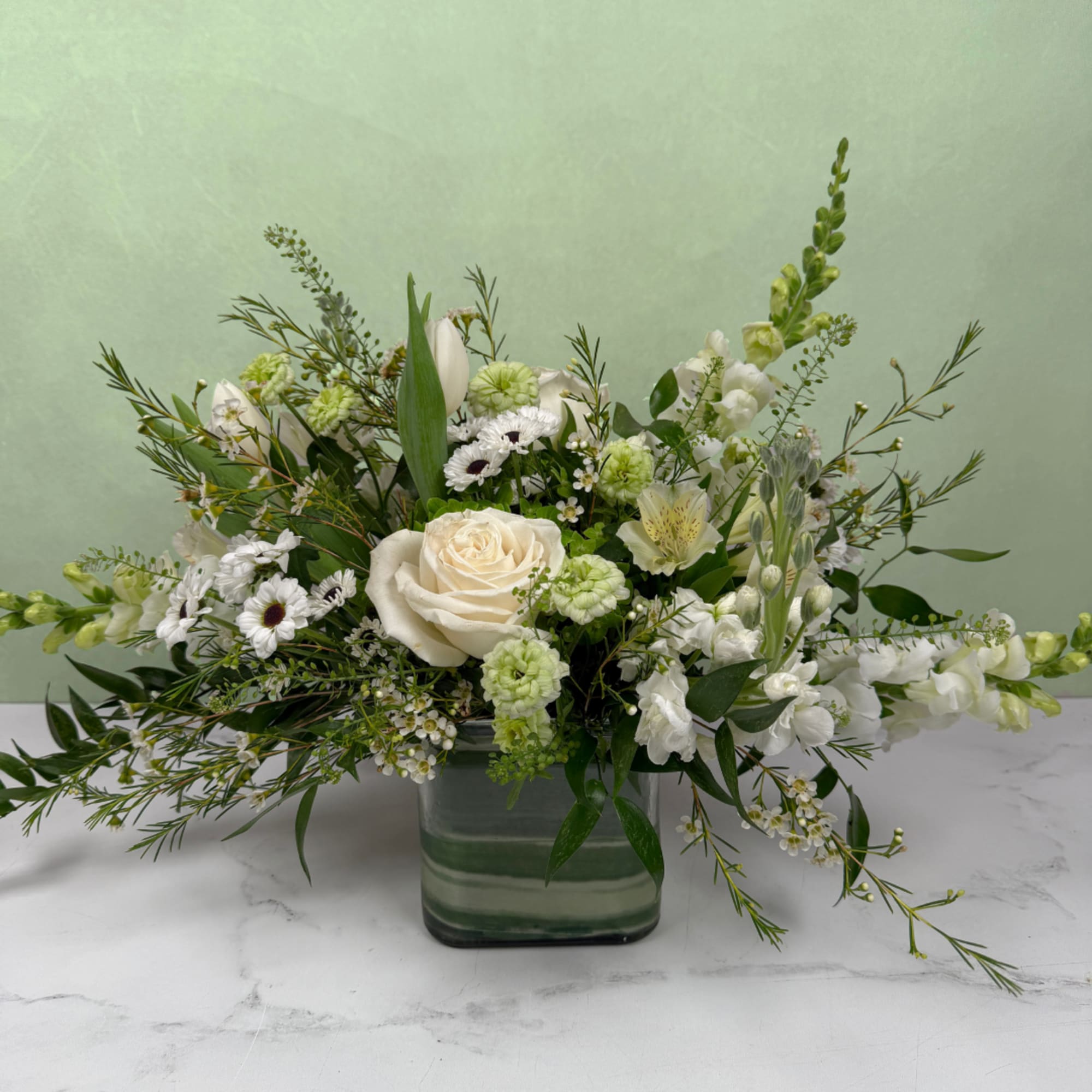 Our Fresh &amp; Elegant Cube features a clean blend of soft ivory