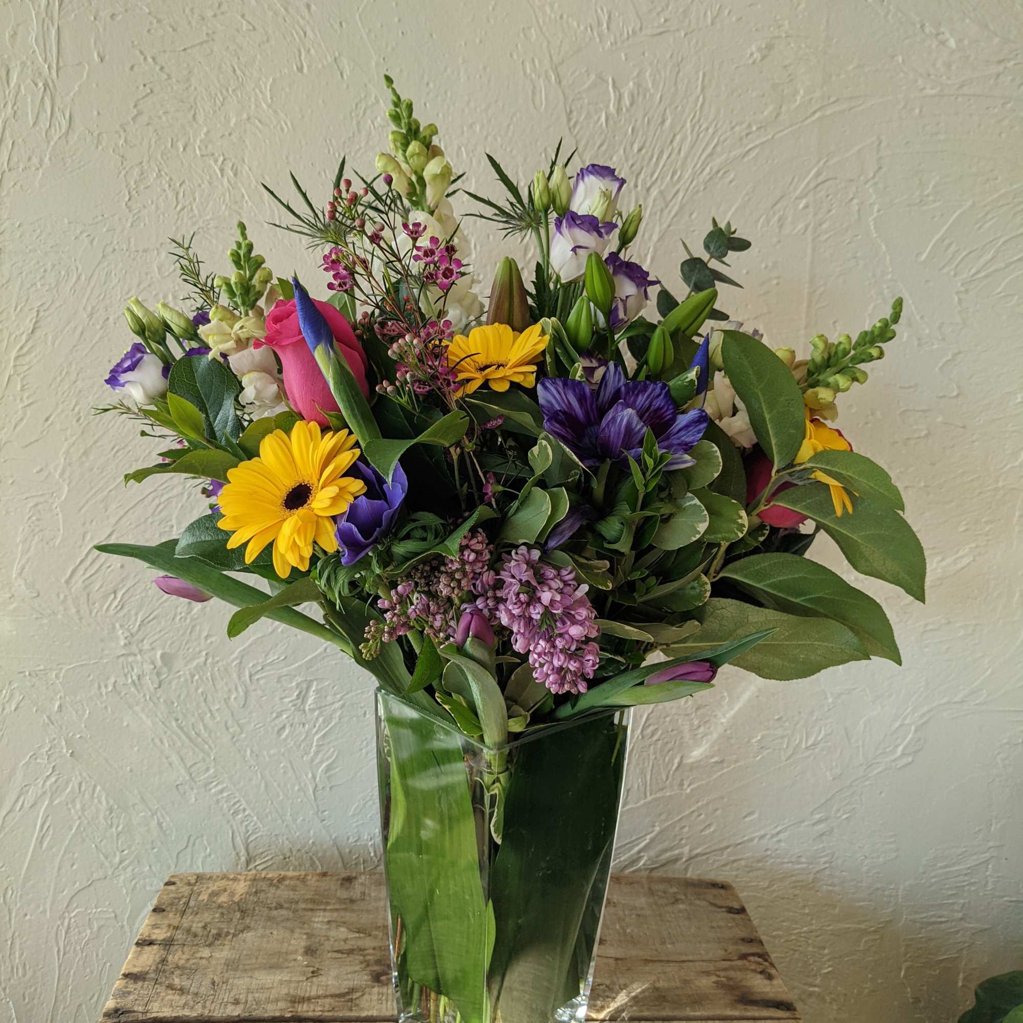 Add a little height to your arrangement with our tall take on