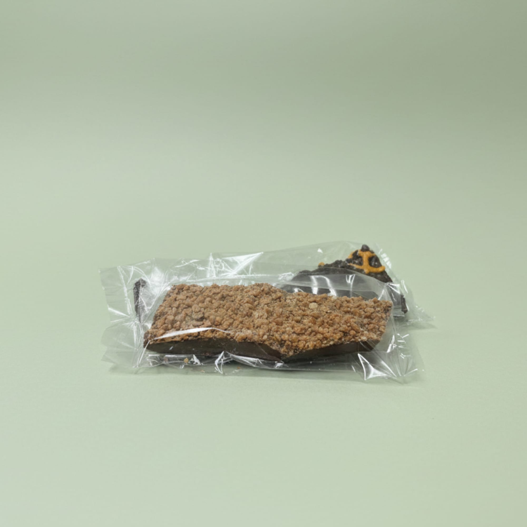 The perfect little gift to your flowers this Spring season! Homemade Chocolate