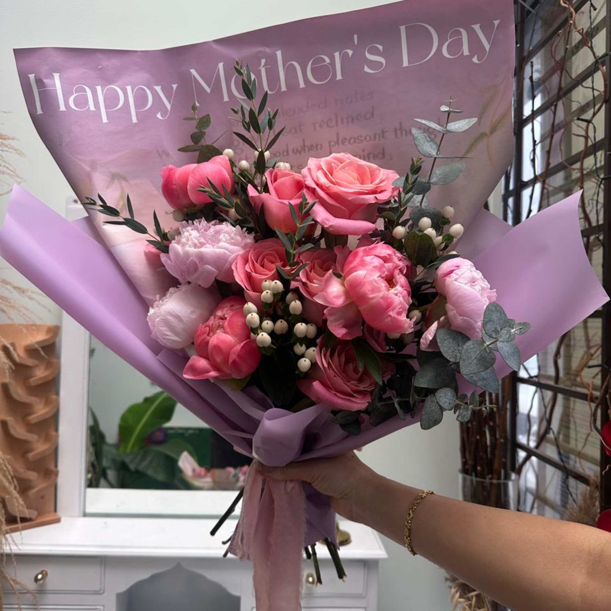 For the woman you're honoring, this bouquet sends a clear message of