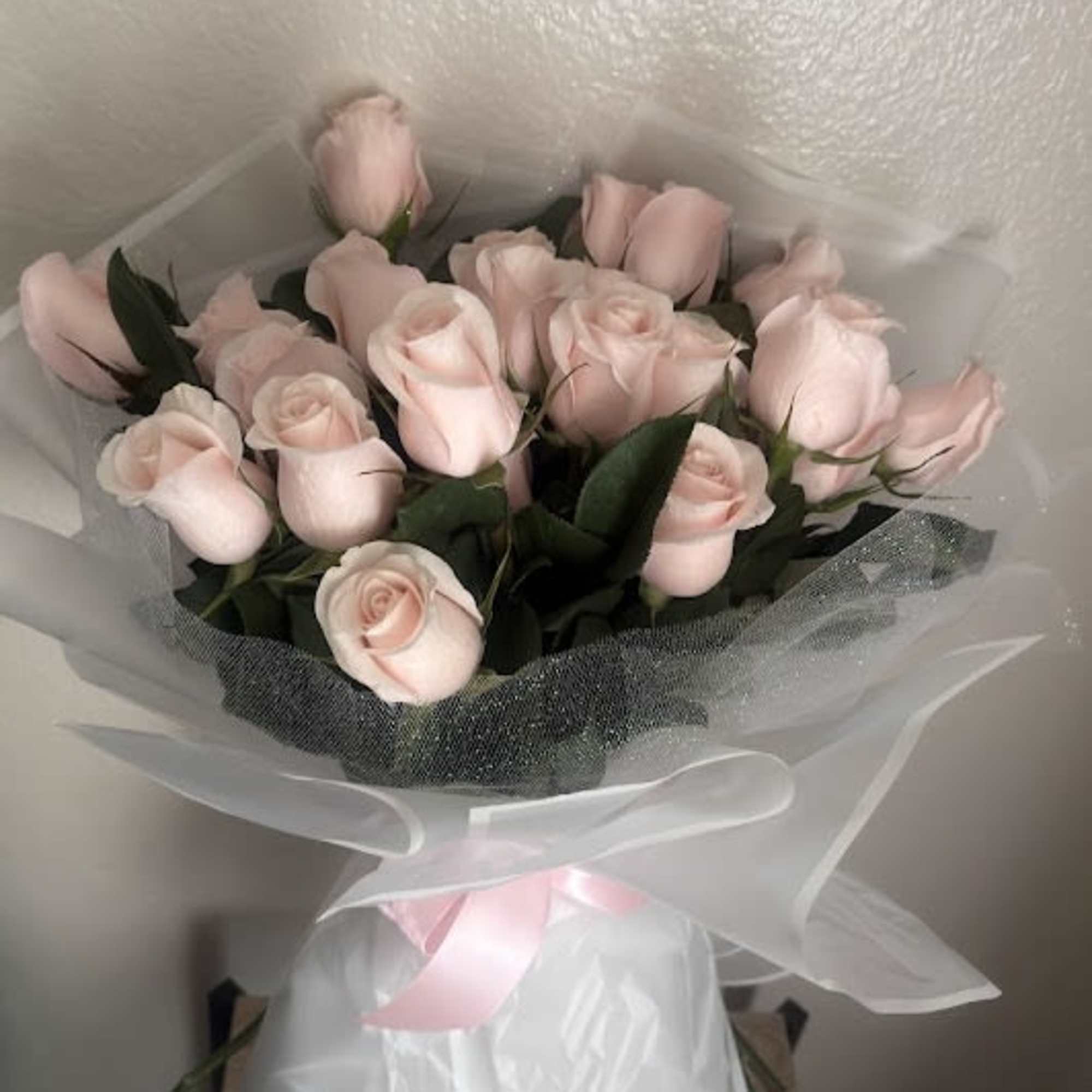 A bouquet inspired by the elegance of a blooming garden, featuring large