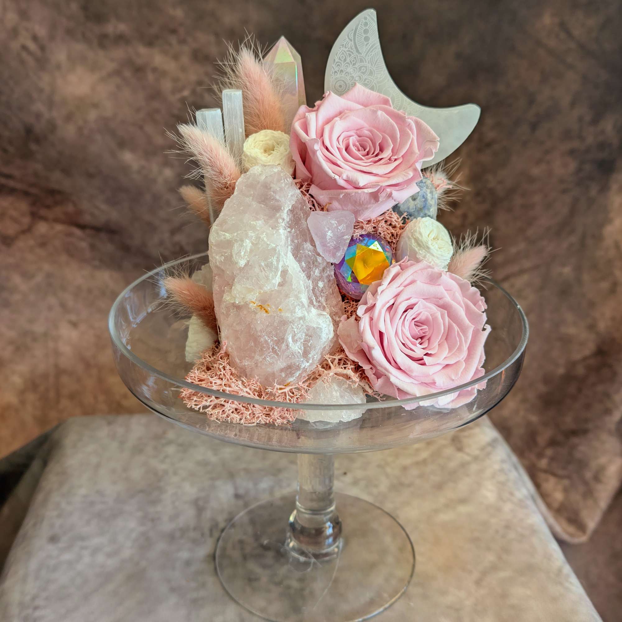 A study in soft opulence, Octavia is a refined composition of preserved