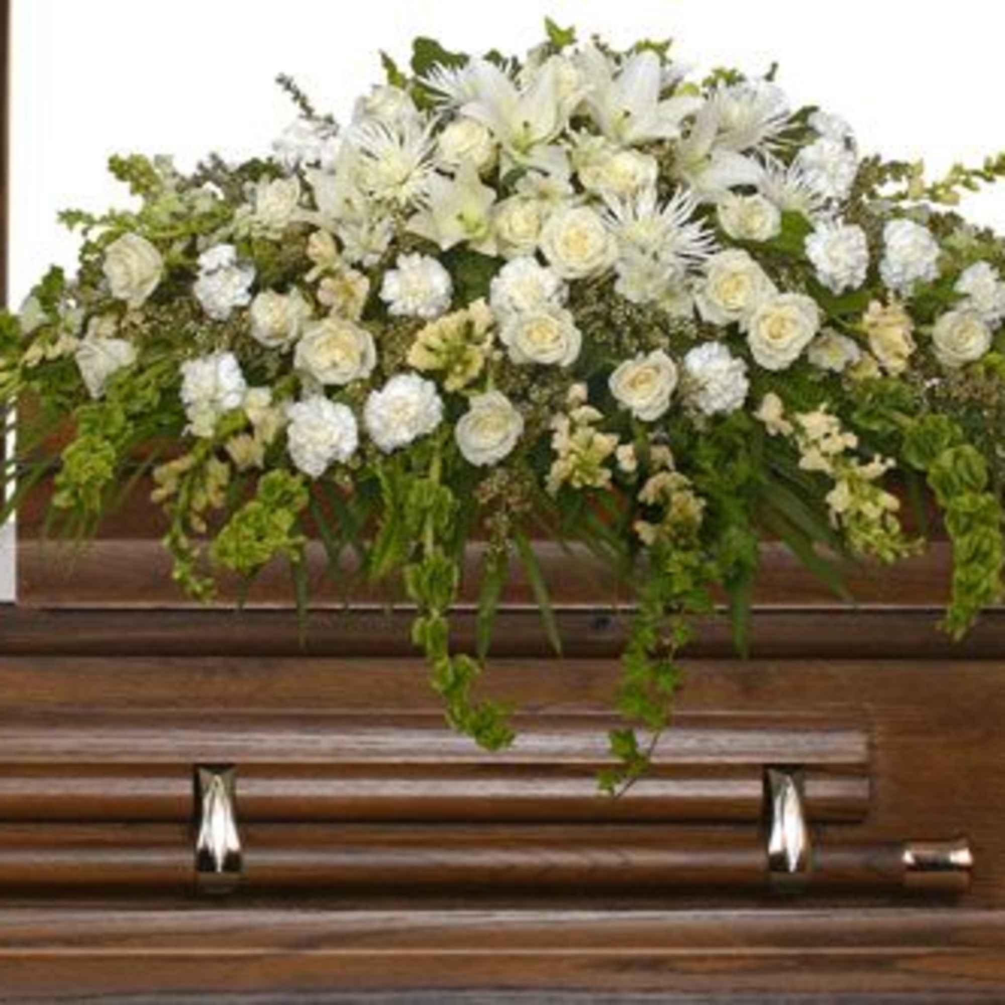 There&rsquo;s something about white flowers that exude a sense of purity and