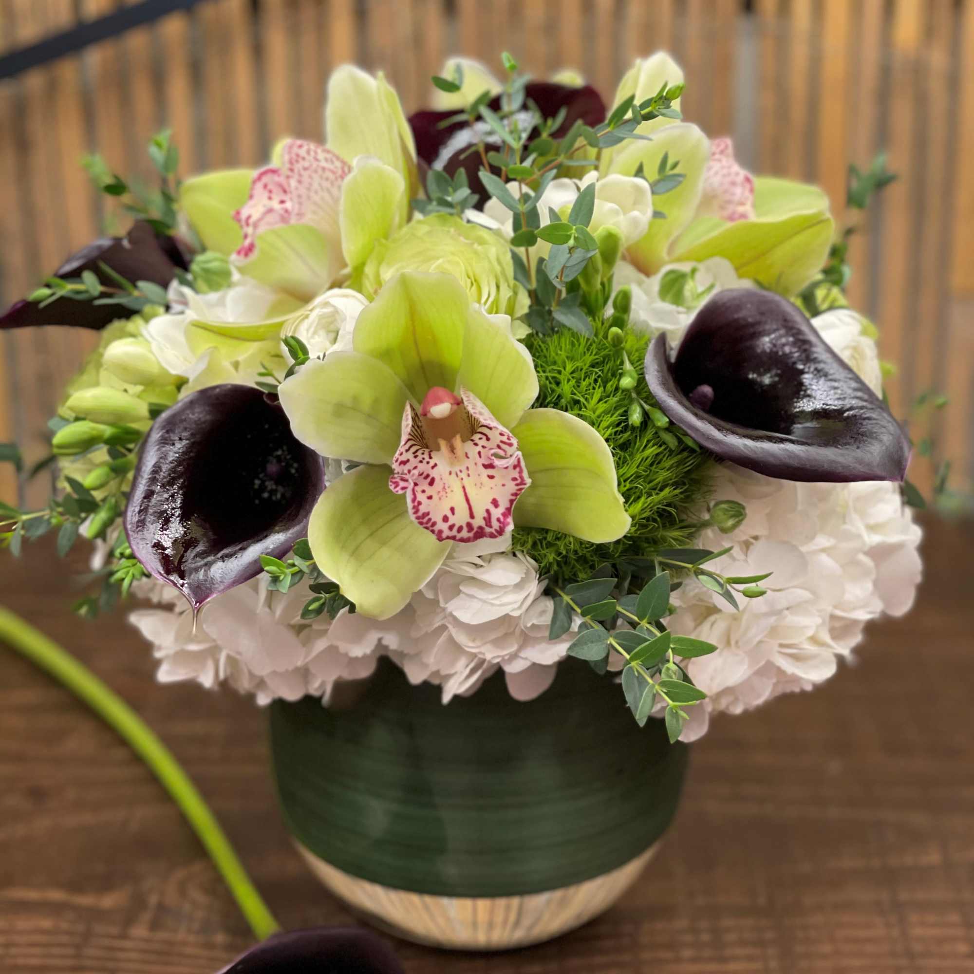 Classy Arrangement
