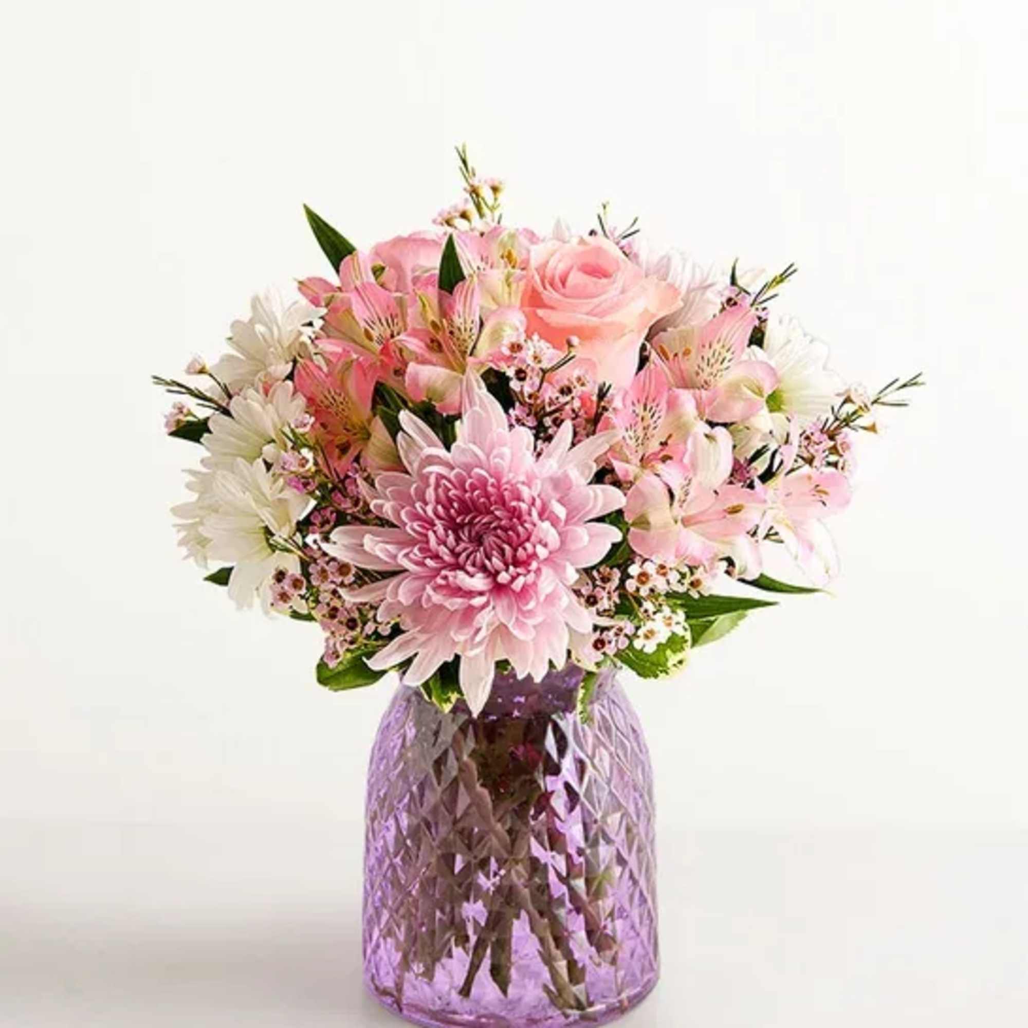  You know she&rsquo;s amazing; now show her that you know. Roses