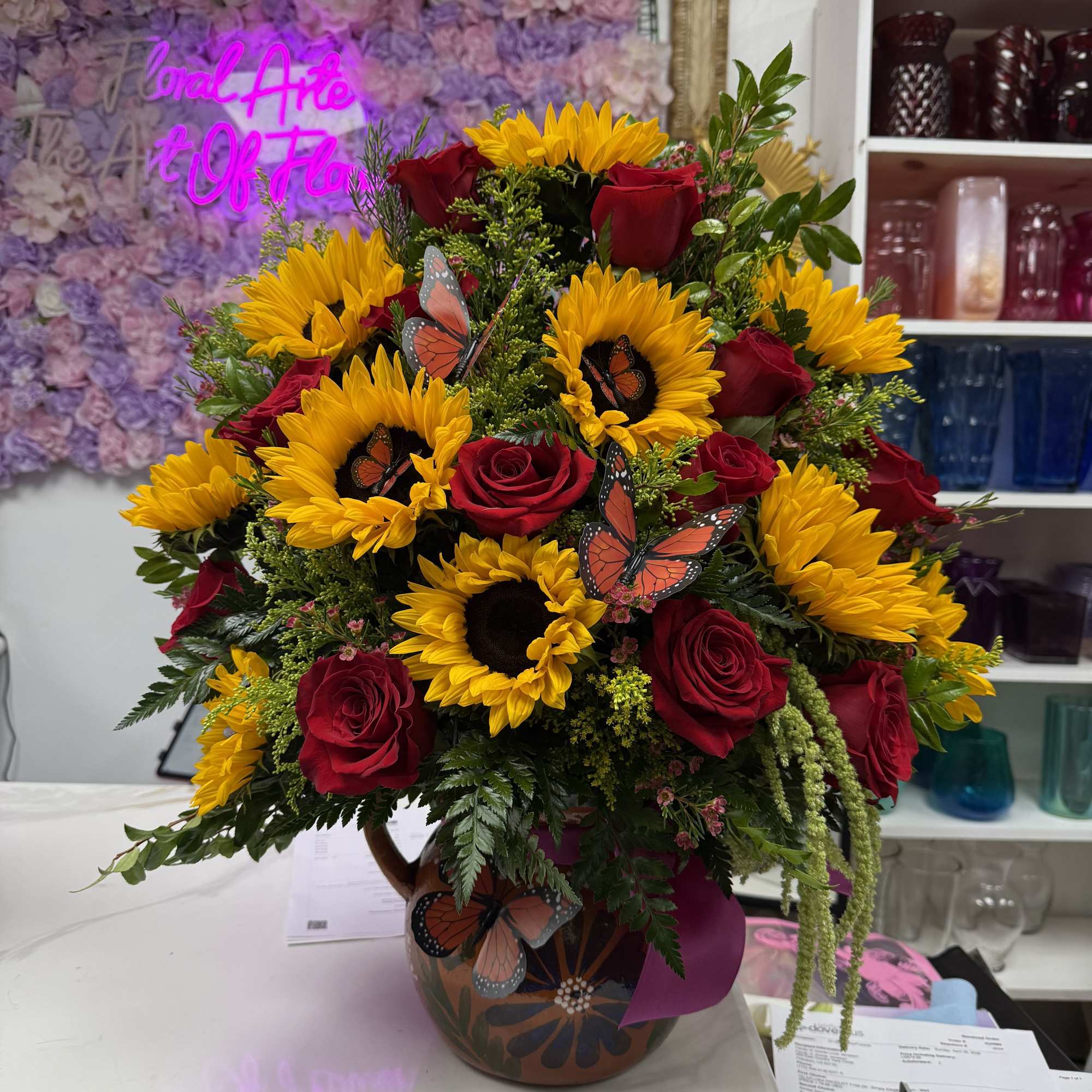 Arreglo Floral Especial para Mam&aacute; ️



Celebra el amor m&aacute;s puro con este