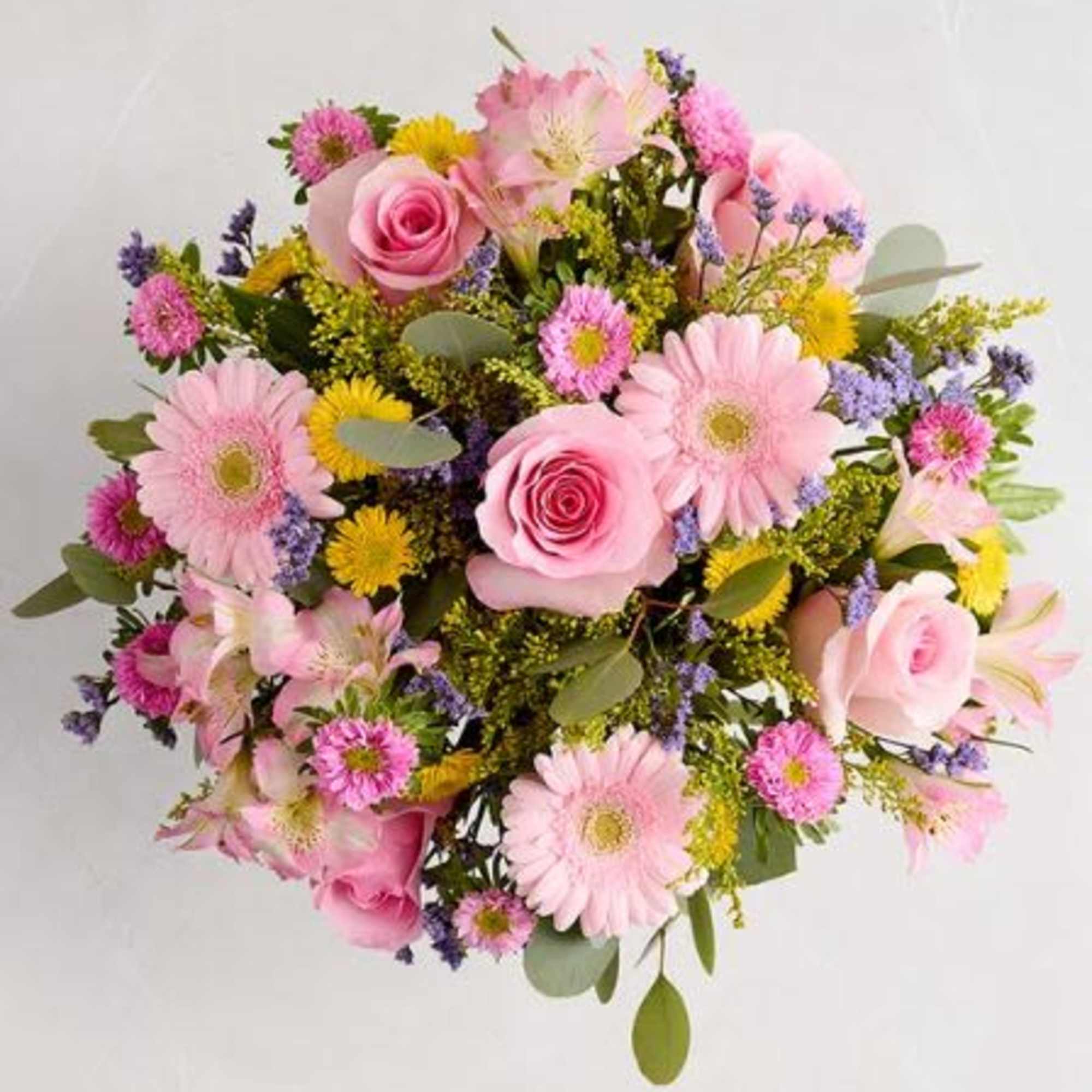  Pet Friendly?
No
This arrangement includes eucalyptus and chrysanthemums/daisies, which are not safe